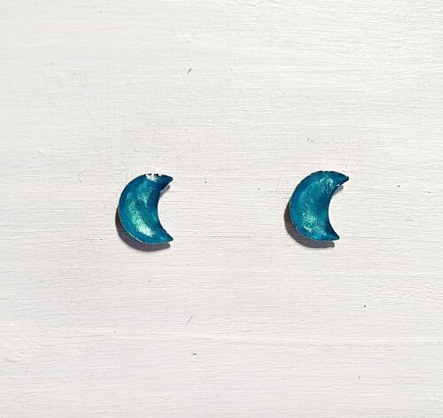 Mini moon studs - Iridescent blue ,SKU623