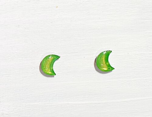 Mini moon studs - Iridescent green ,SKU624
