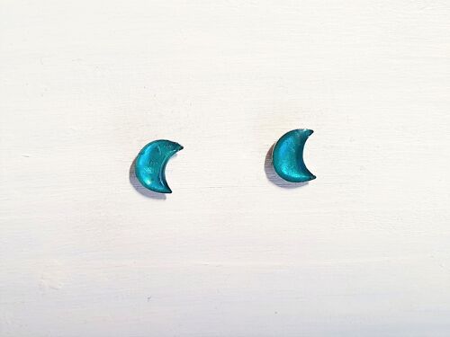 Mini moon studs - Iridescent aqua ,SKU643