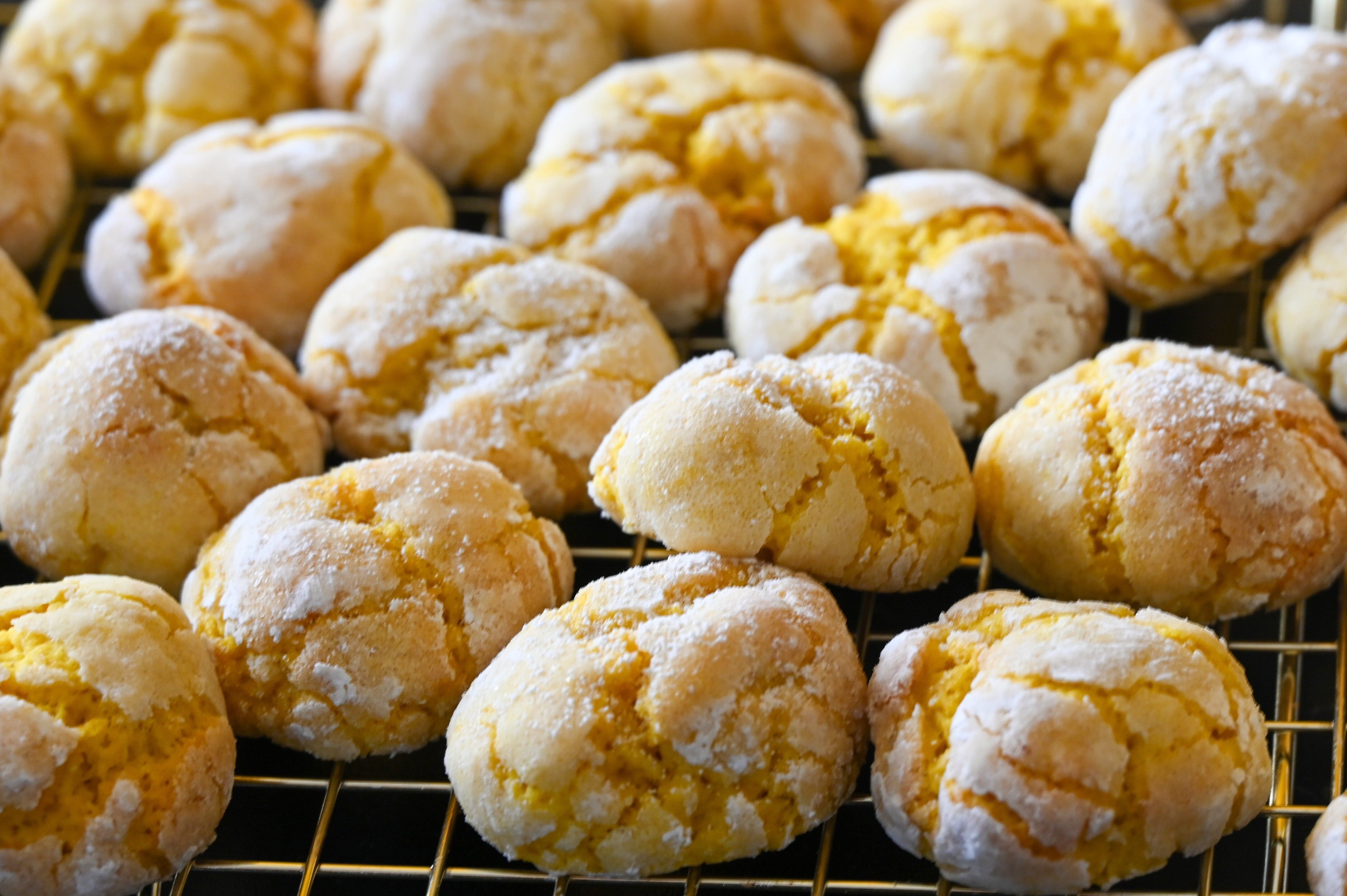 Lemon Crinkles - Crispy Lemon Cookies