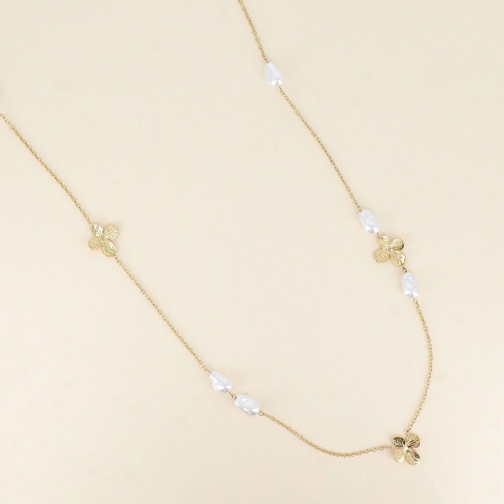 Long necklace - flower and freshwater pearl pendants