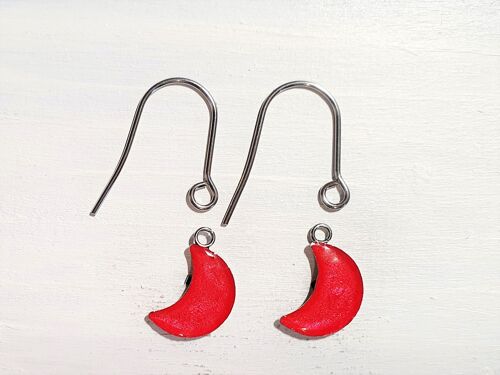 Moon drop earrings with short wires - Red pearl ,SKU1077