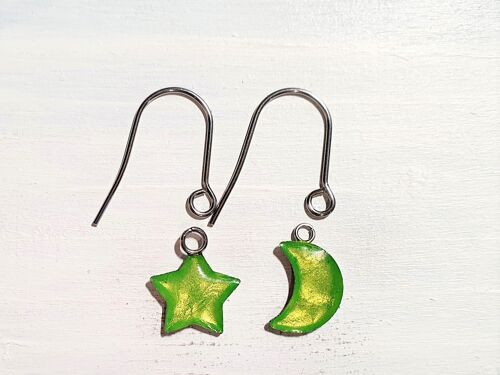 Star/Moon drop earrings with short wires - Iridescent green ,SKU1084