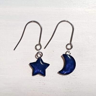 Boucles d'oreilles pendantes étoile/lune avec fils courts - Perle de minuit, SKU1099