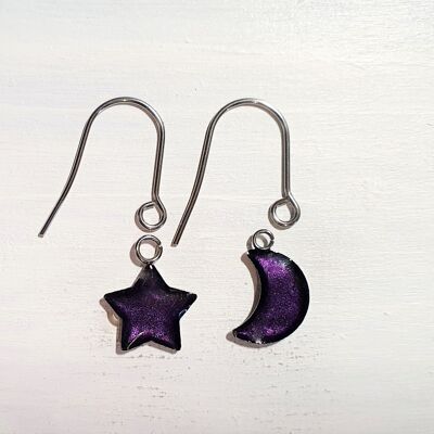 Boucles d'oreilles pendantes étoile/lune avec fils courts - Perle violet foncé, SKU1100