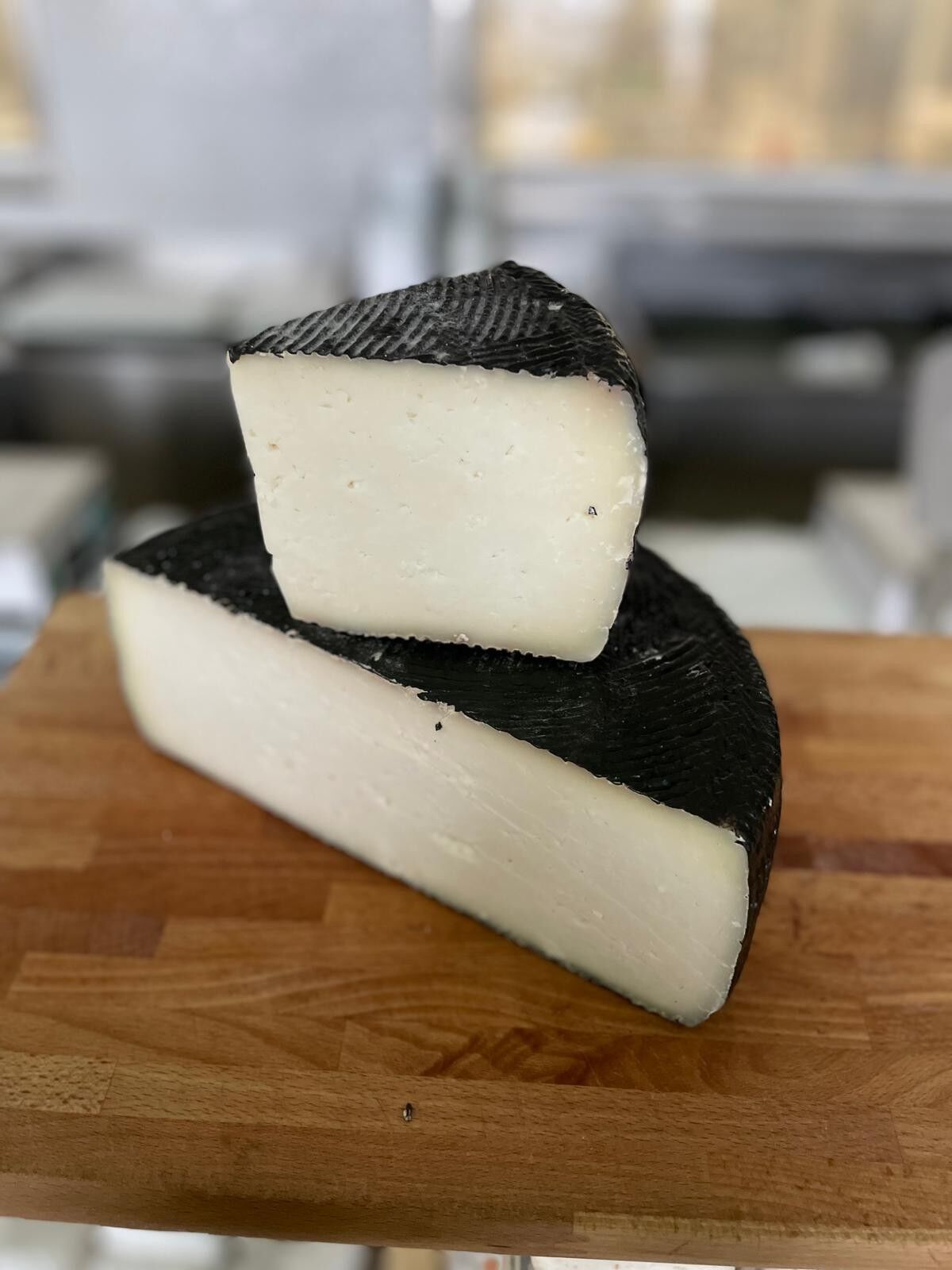 Fromage affiné 60+ (lait de bufflonne) 225 g de Vénétie