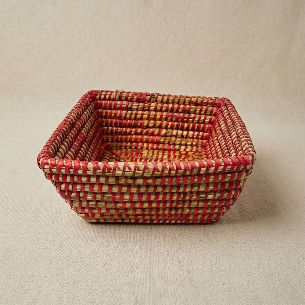 Red handmade basket 28x28 cm Fair Trade