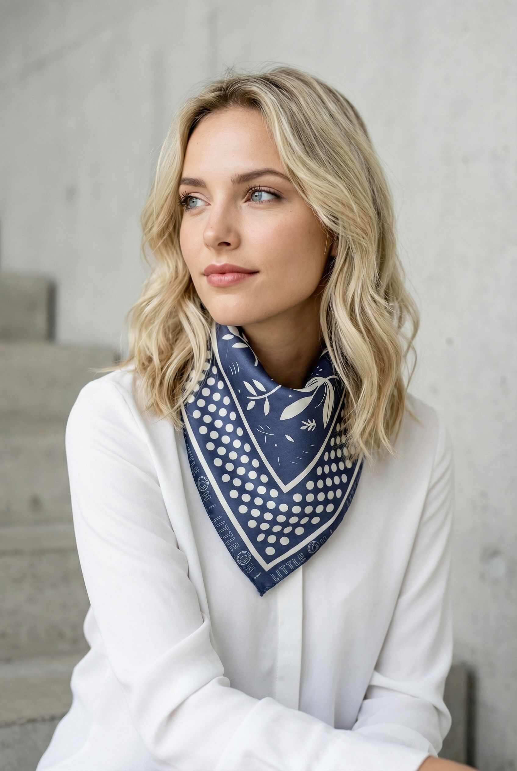 Satin scarf 70x70 ref.9062 - Blue azulejo