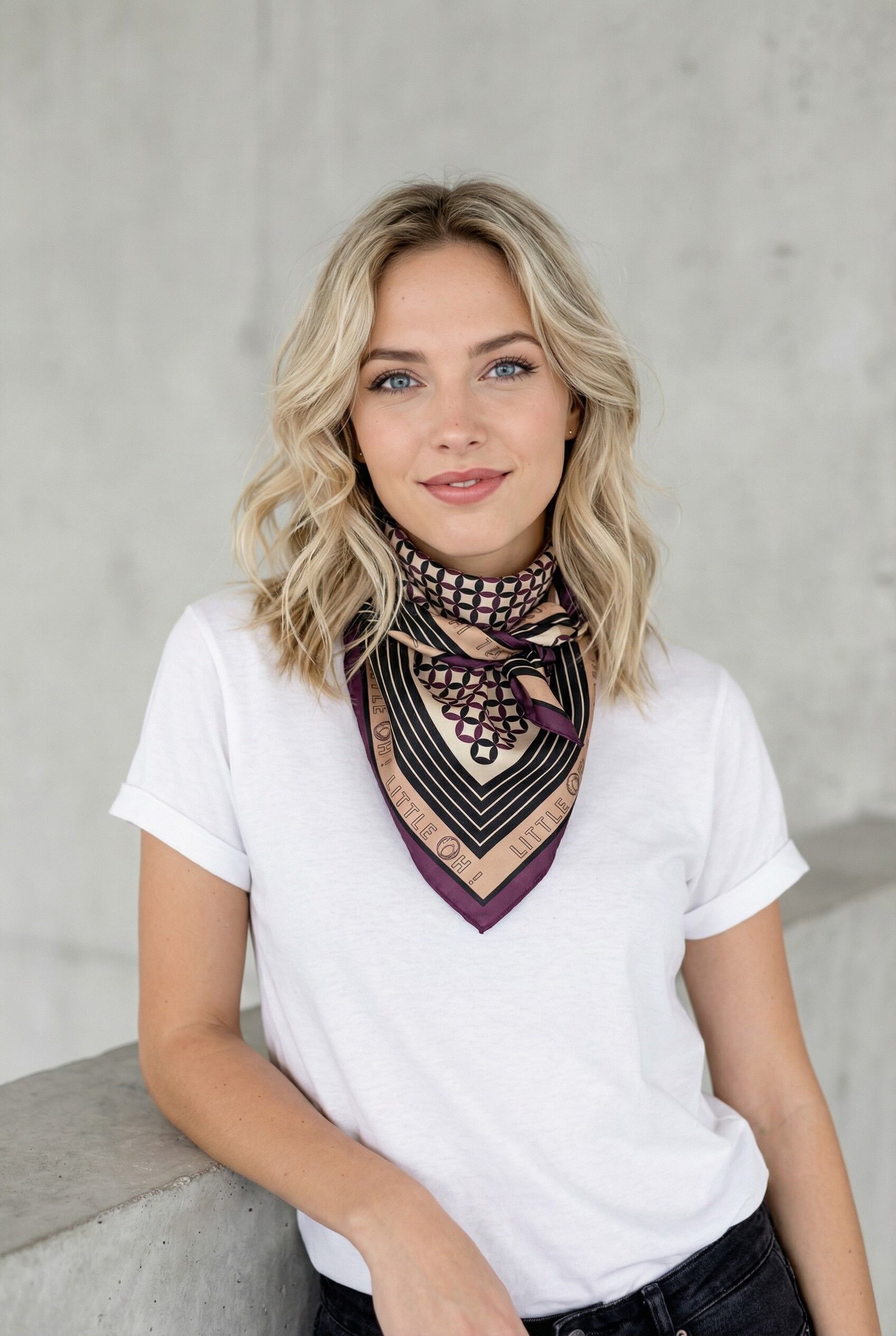 Satin scarf 70x70 ref.9064 - Plum