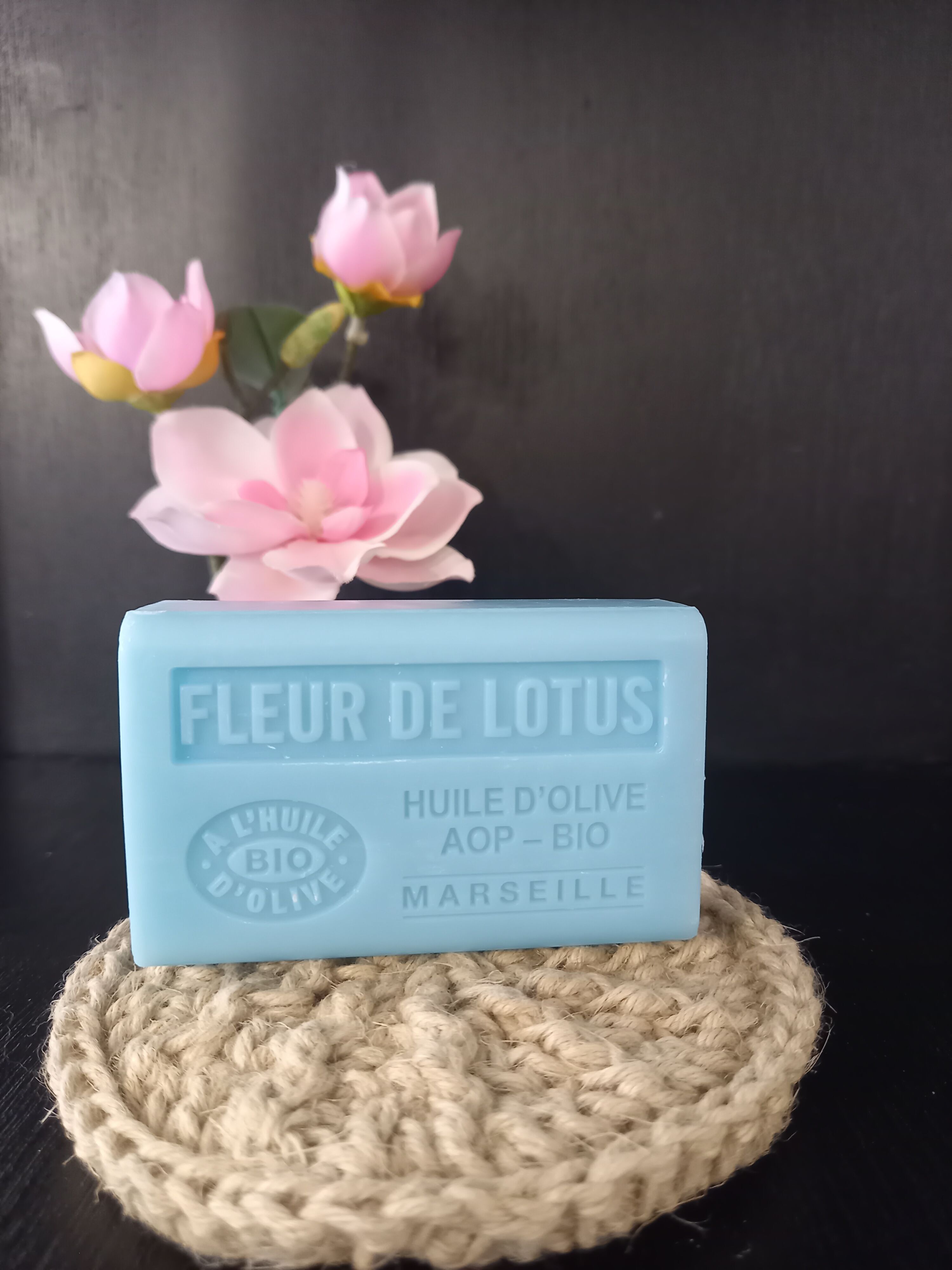 Solid soap with organic olive oil - Lotus Flower fragrance