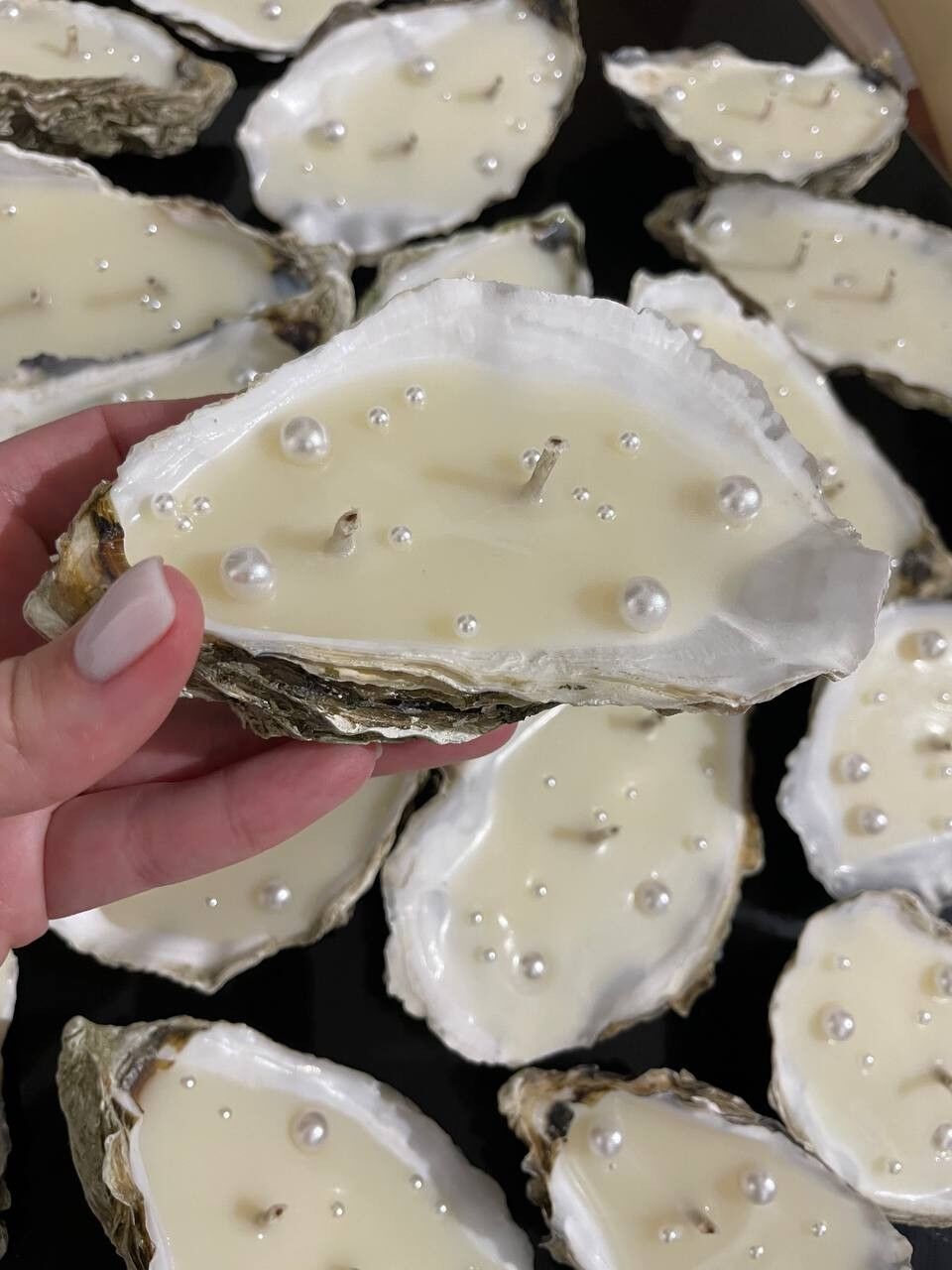 Set of 50 Oyster Shell Soy Wax Candle with Pearl: Coastal Decor, Wedding Favors