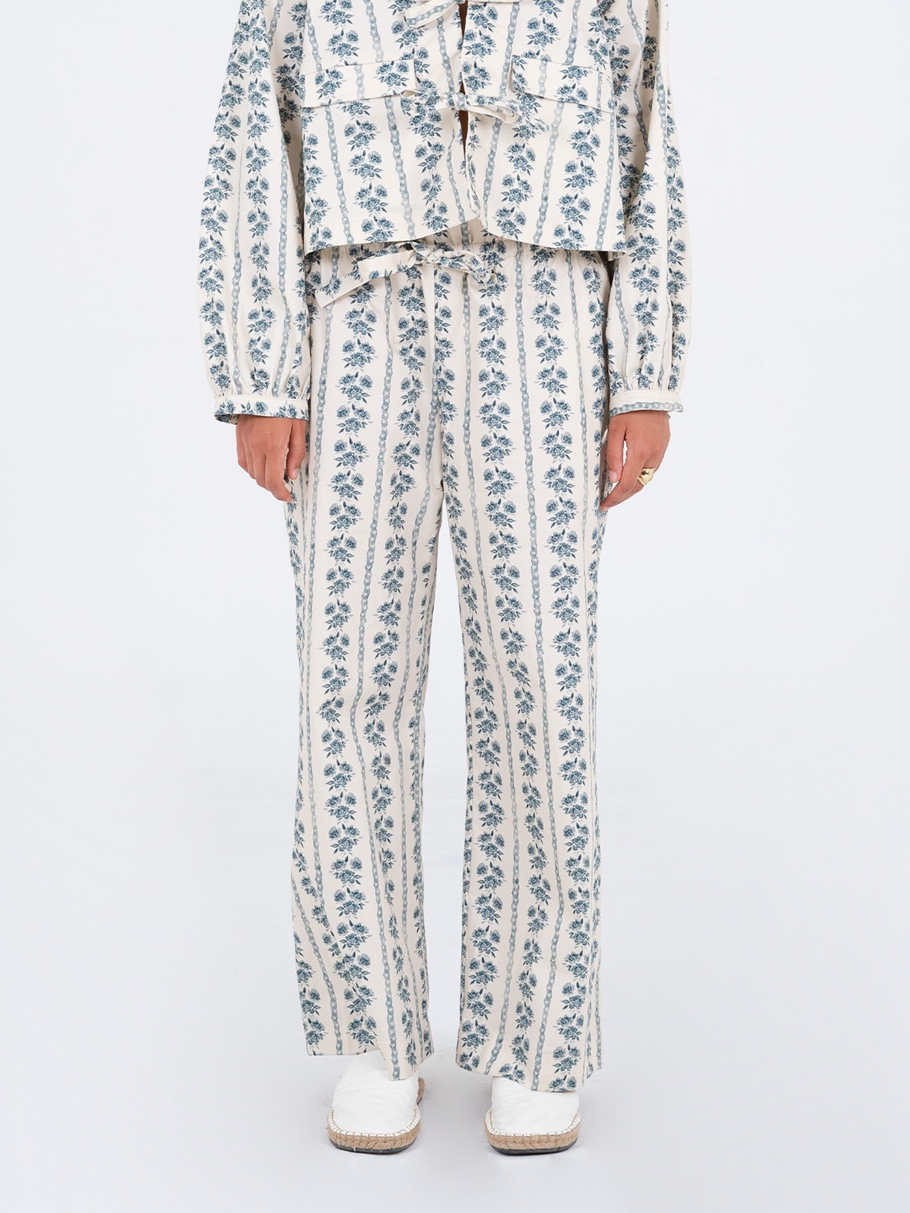 Tribeca Hose mit Blumenmuster