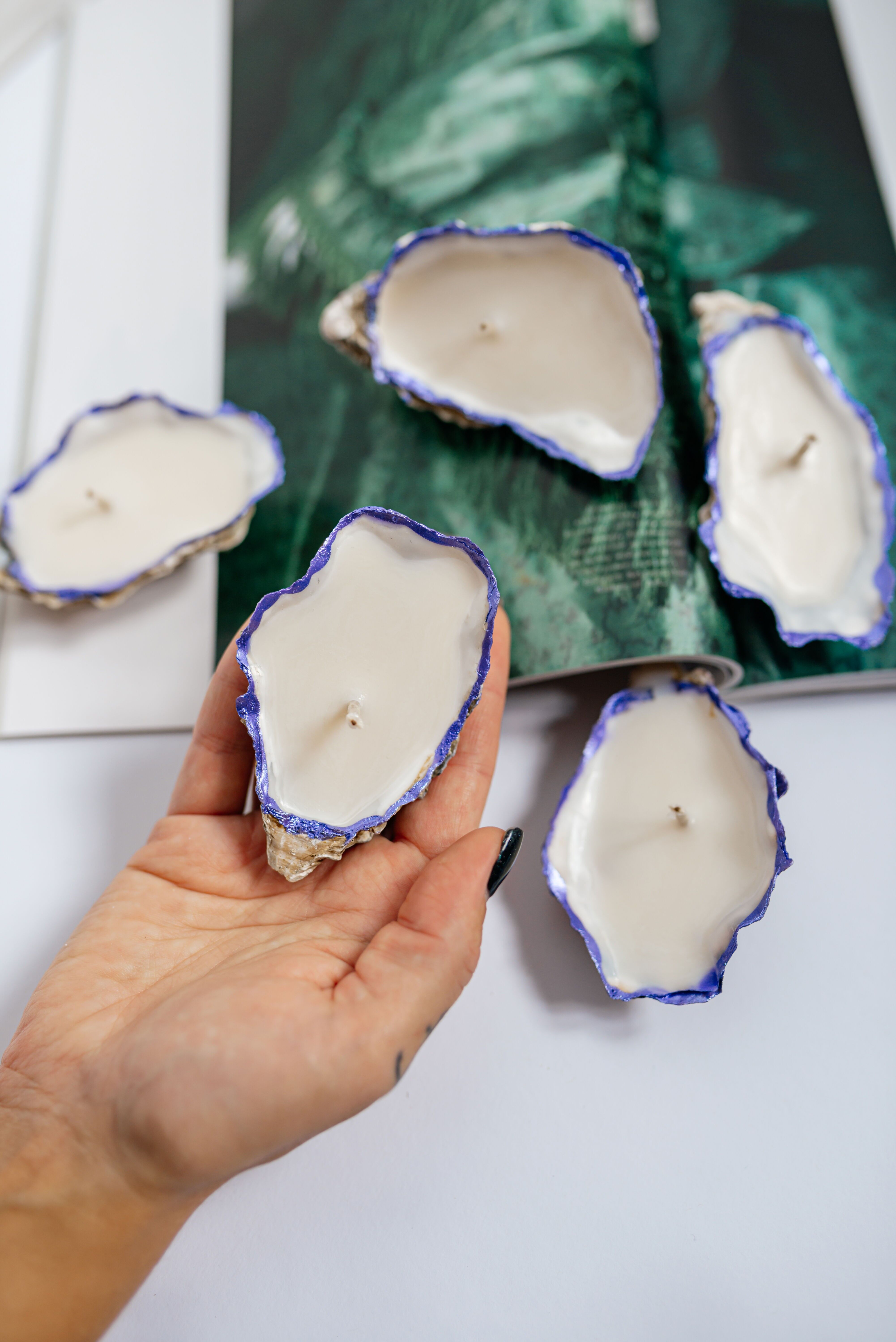 Set of 50  Purple Rim Oyster Shell Soy Wax Candle – Boho Coastal Decor, Wedding Favors