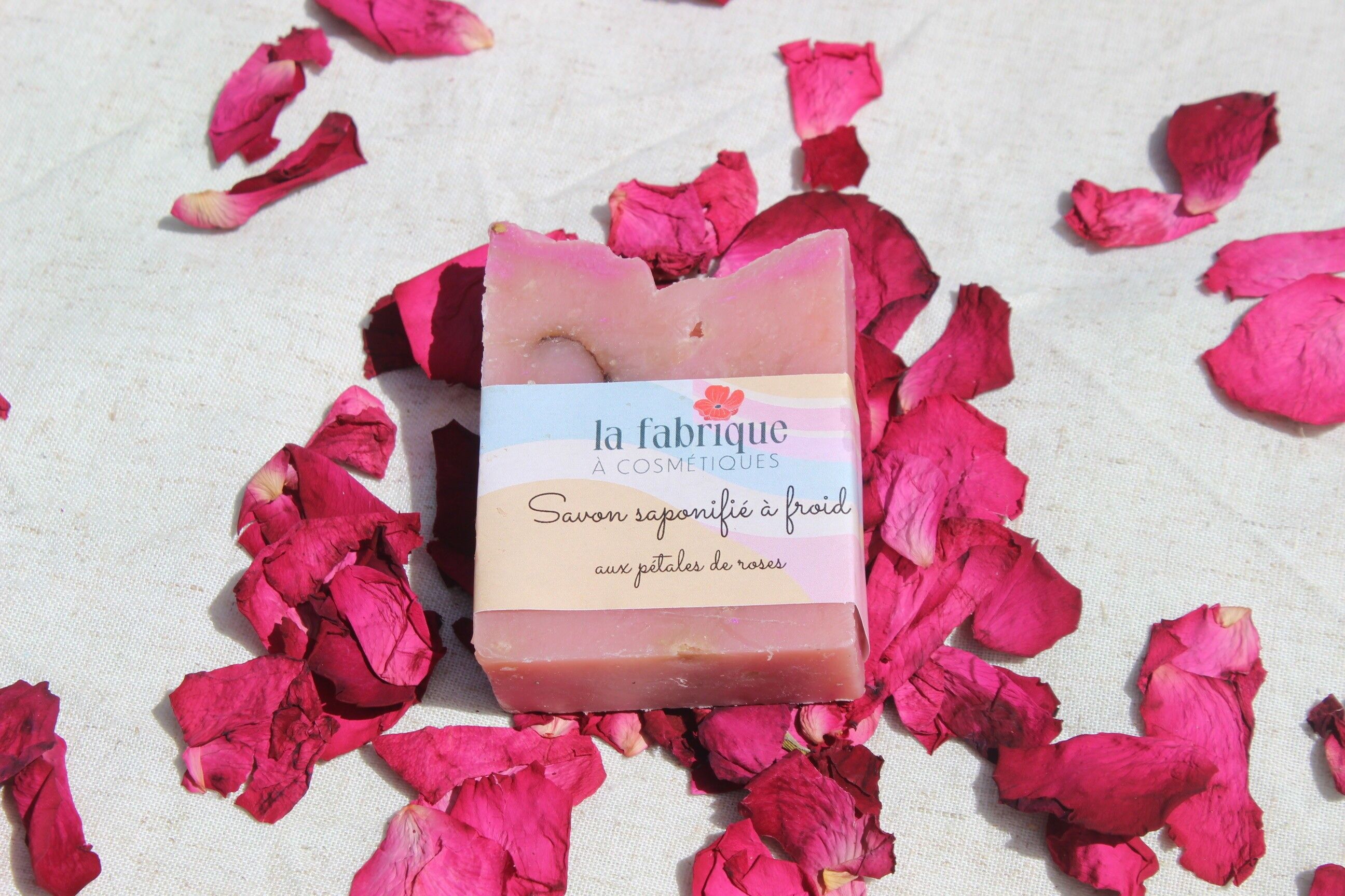 The Exquisite Cherry - Organic and solid soap with rose petals