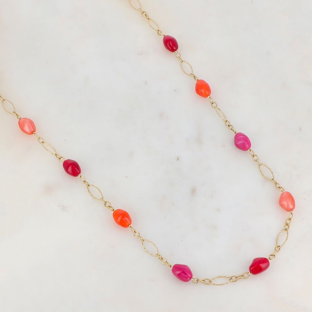 Long chain necklace with resin beads