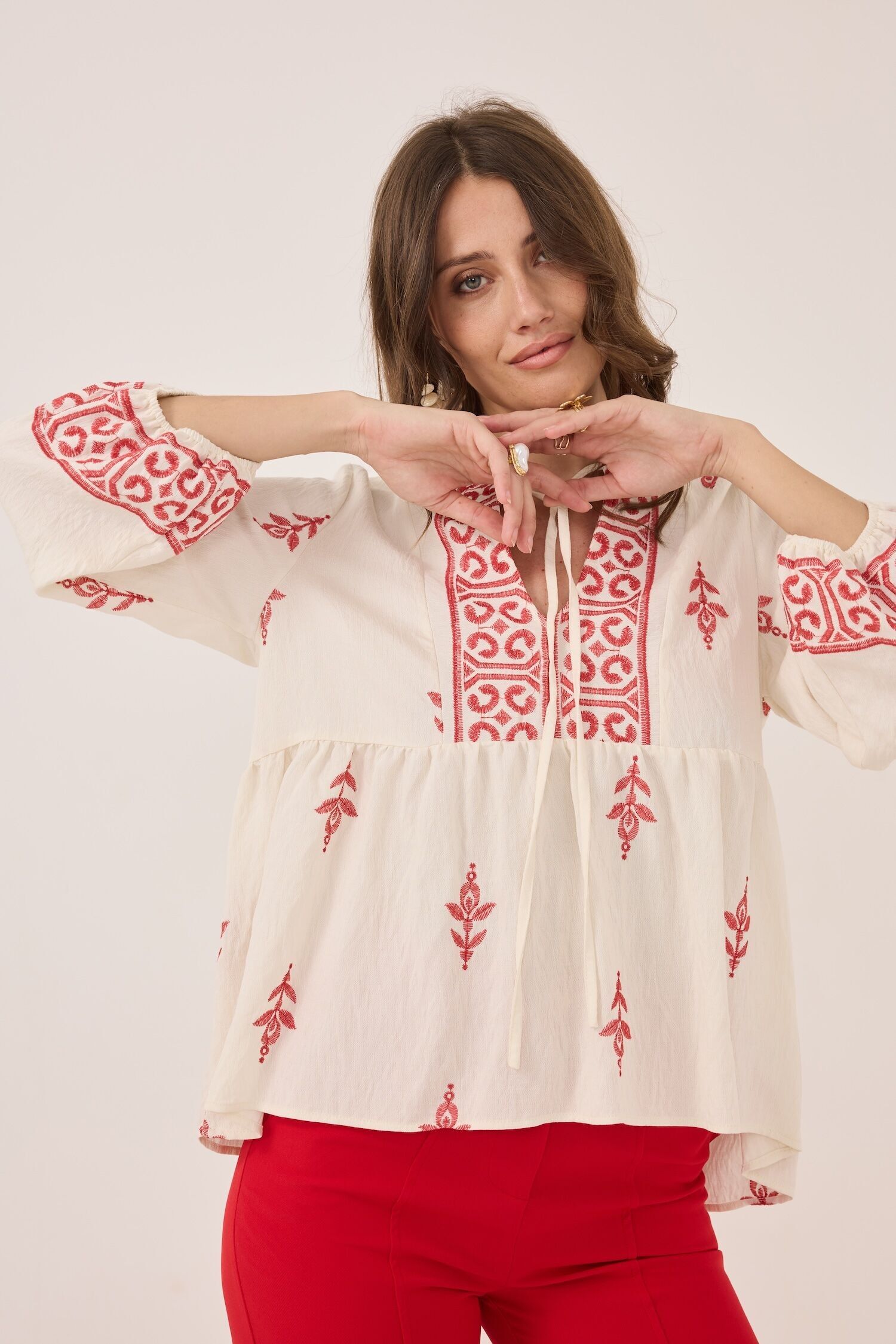 Bestickte fließende Bluse - 5606