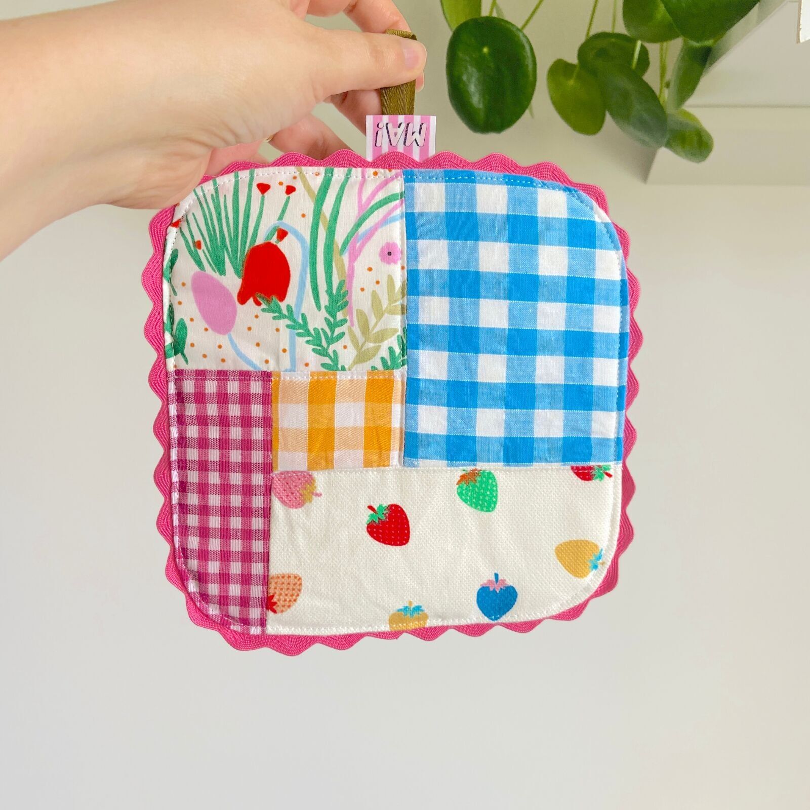 Agarradera patchwork - fresas