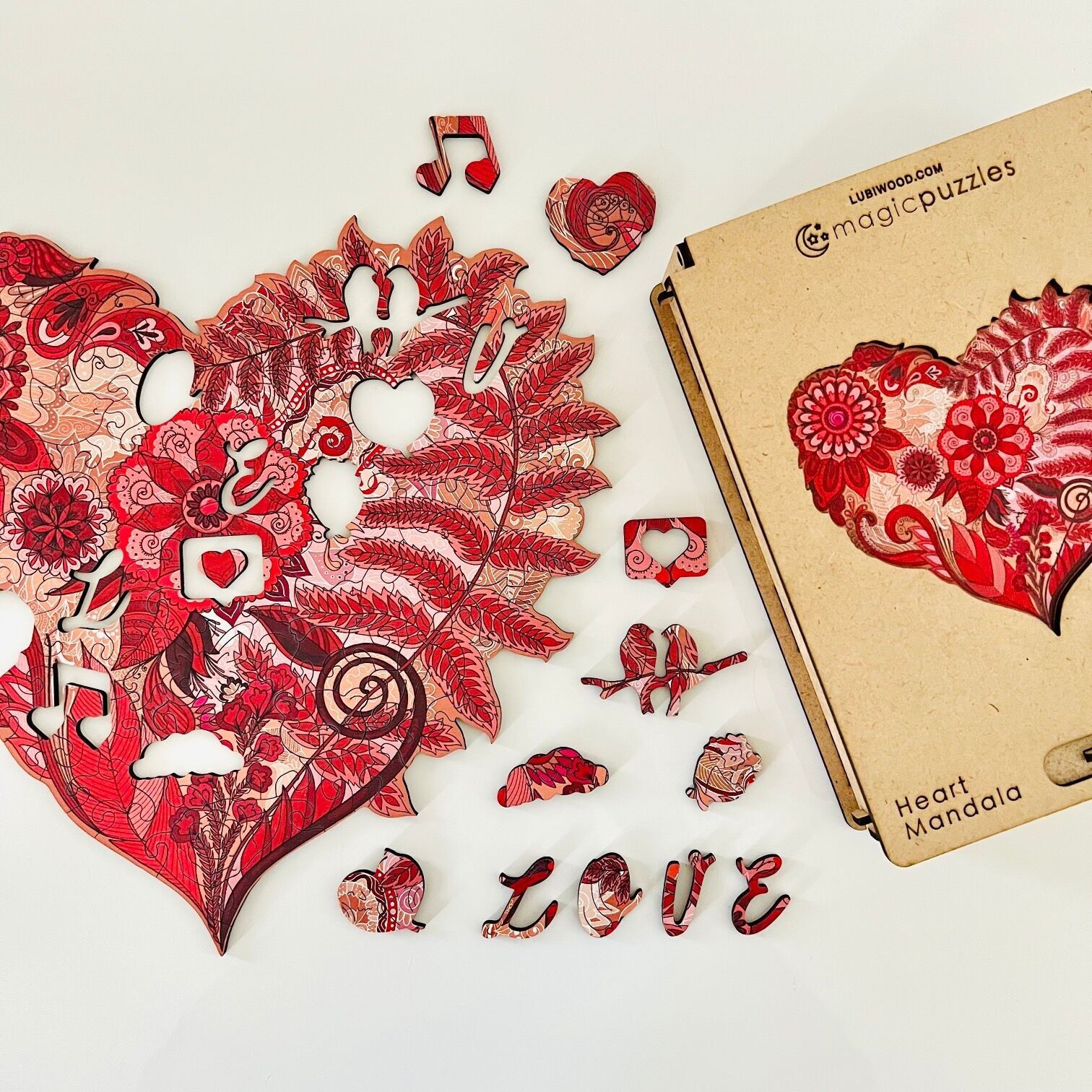 Herz-Mandala-Puzzle A3 Premium-Box