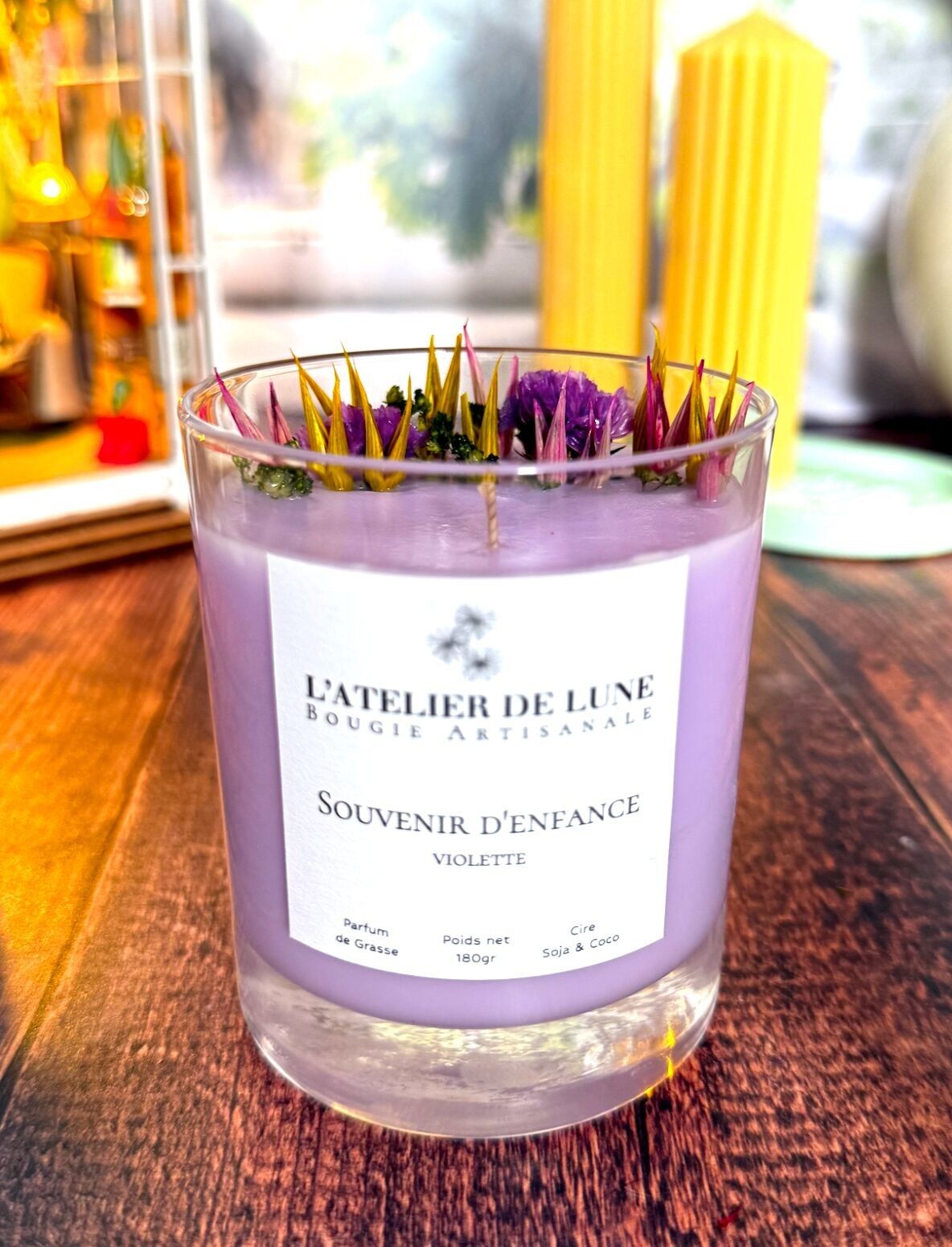 Scented candle (180g) - Grasse Violet fragrance