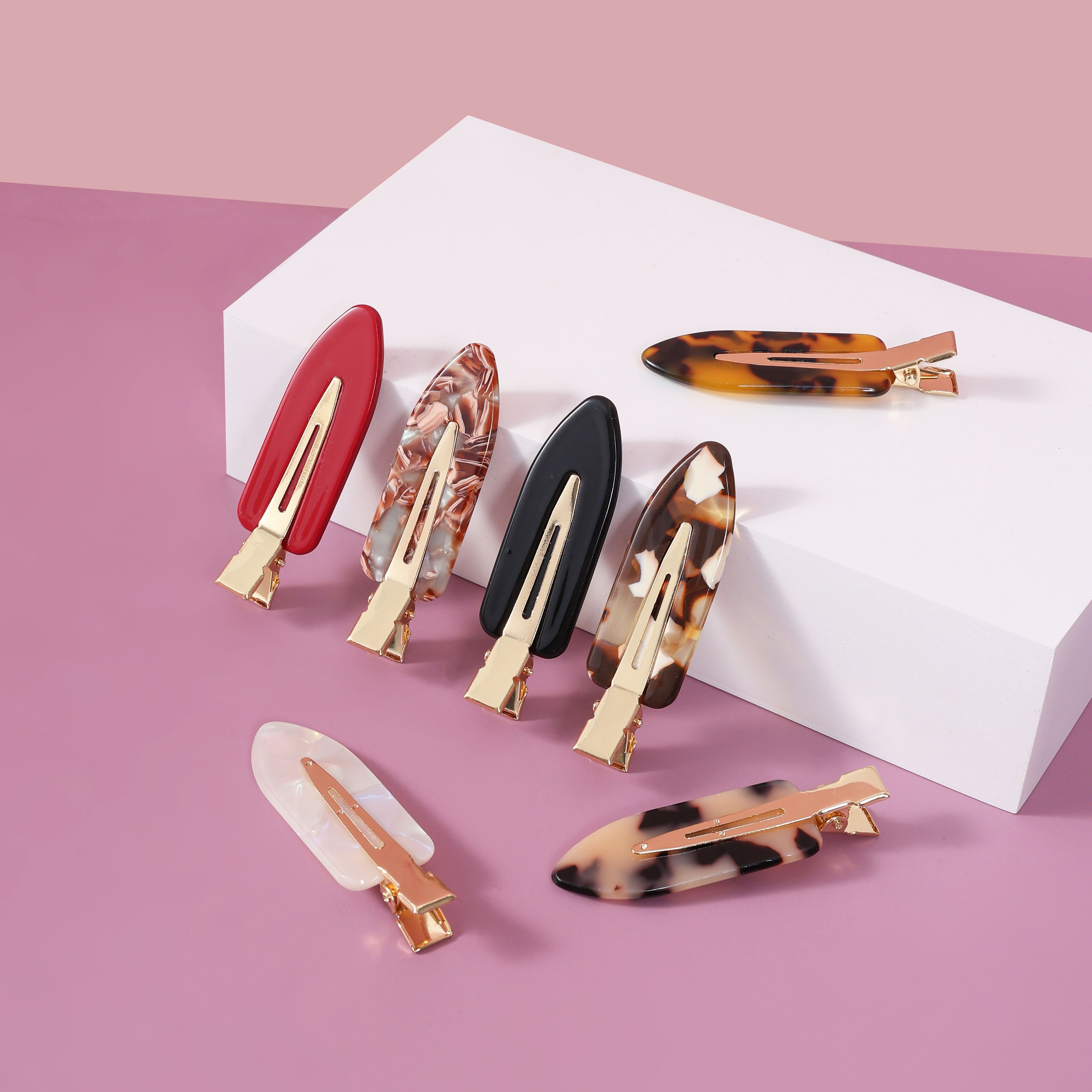 Sister Young l LILY - Makeup Hair Clips Set (2 pcs)