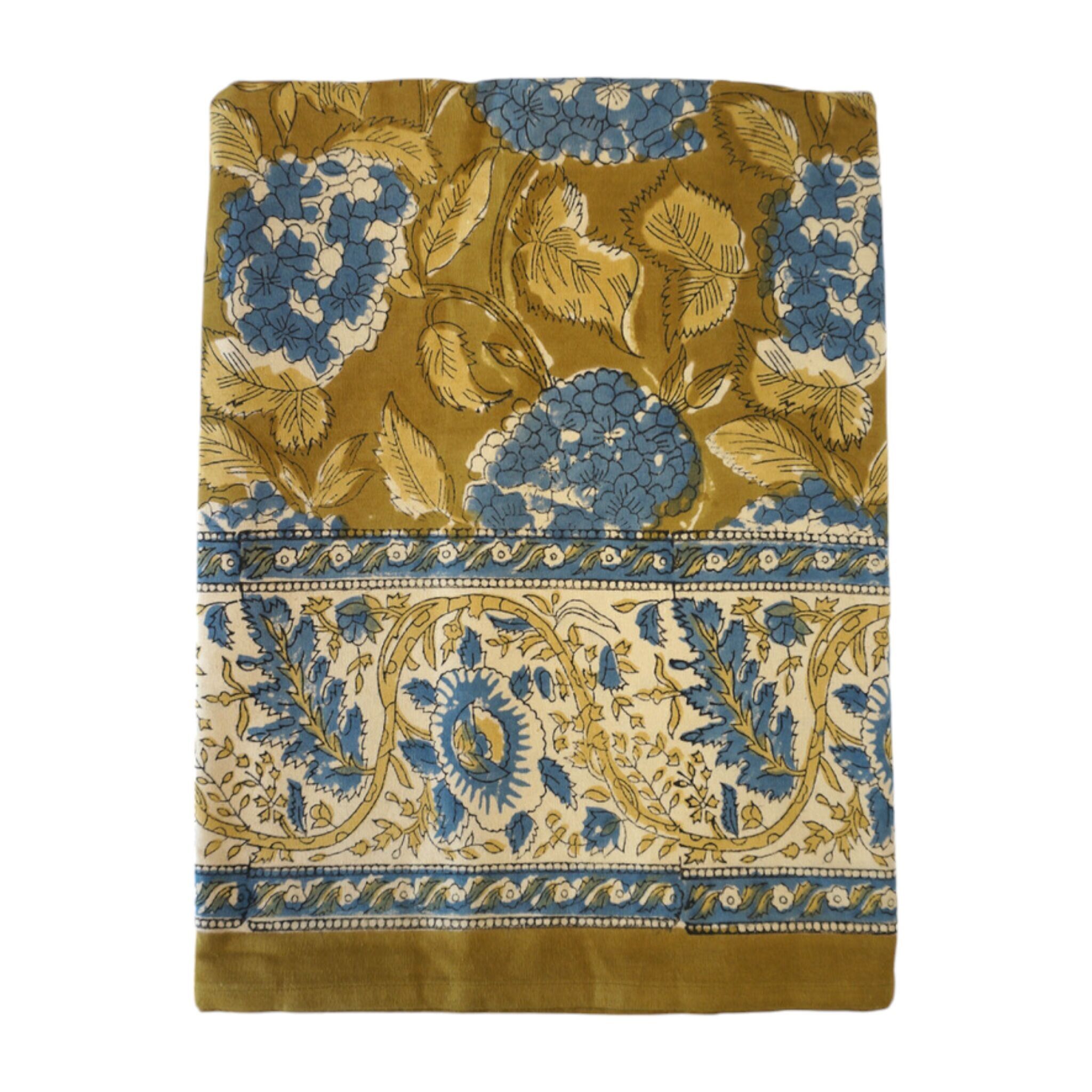 Rectangular cotton tablecloth printed "Valmont"