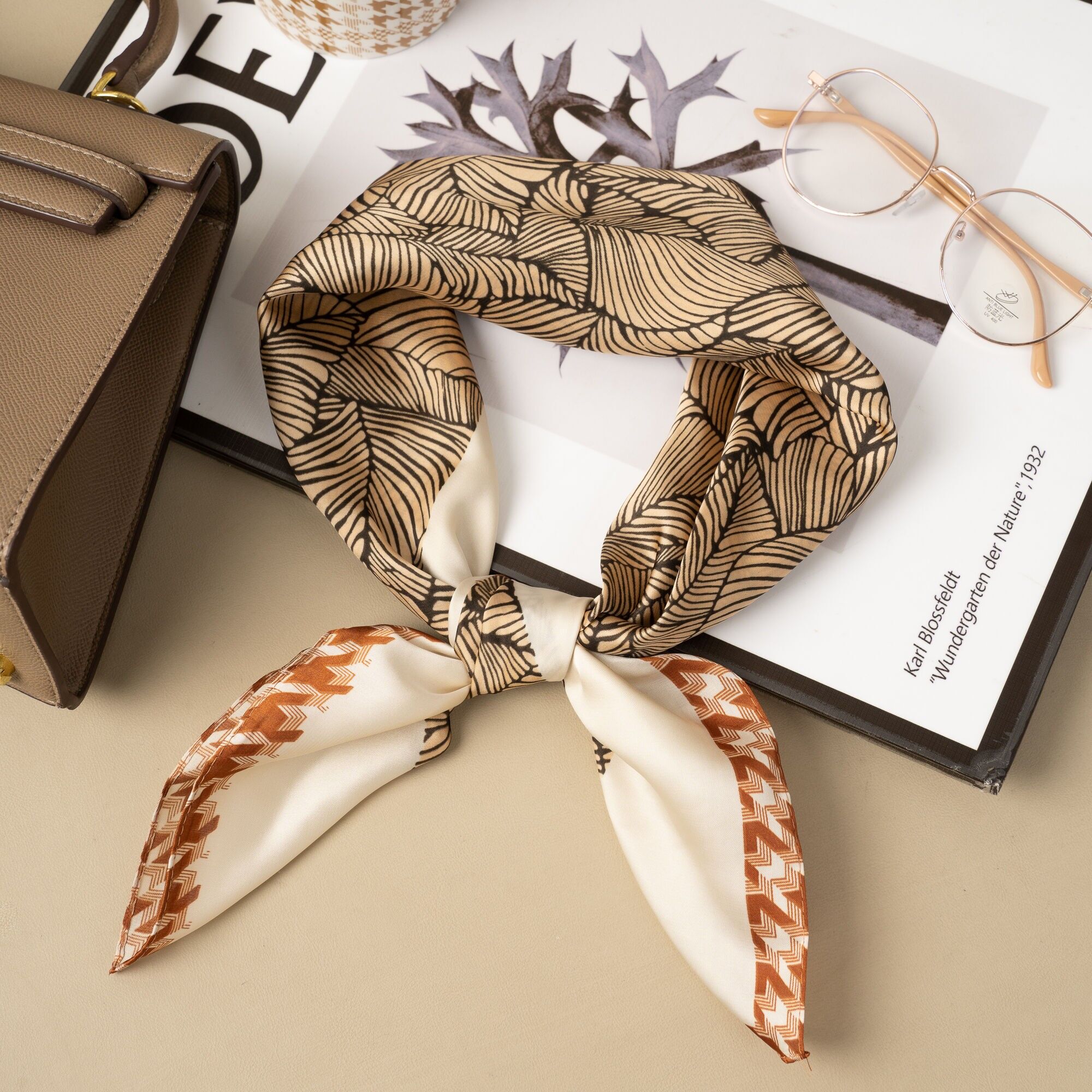 Square scarf 70 x 70 cm polyester with a silk-like effect and foliage pattern
