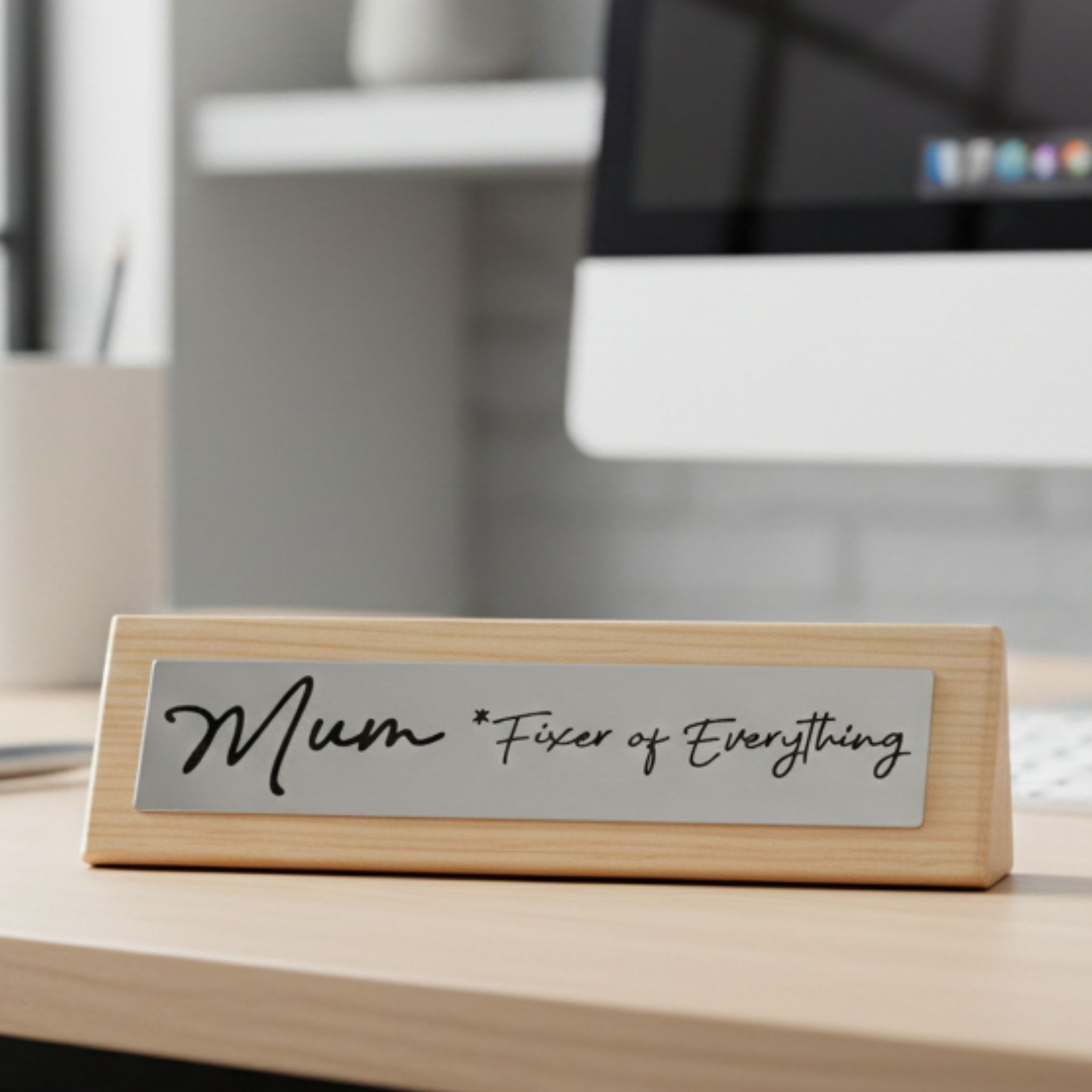 Wooden Desk Sign - Mum Fixer of Everything