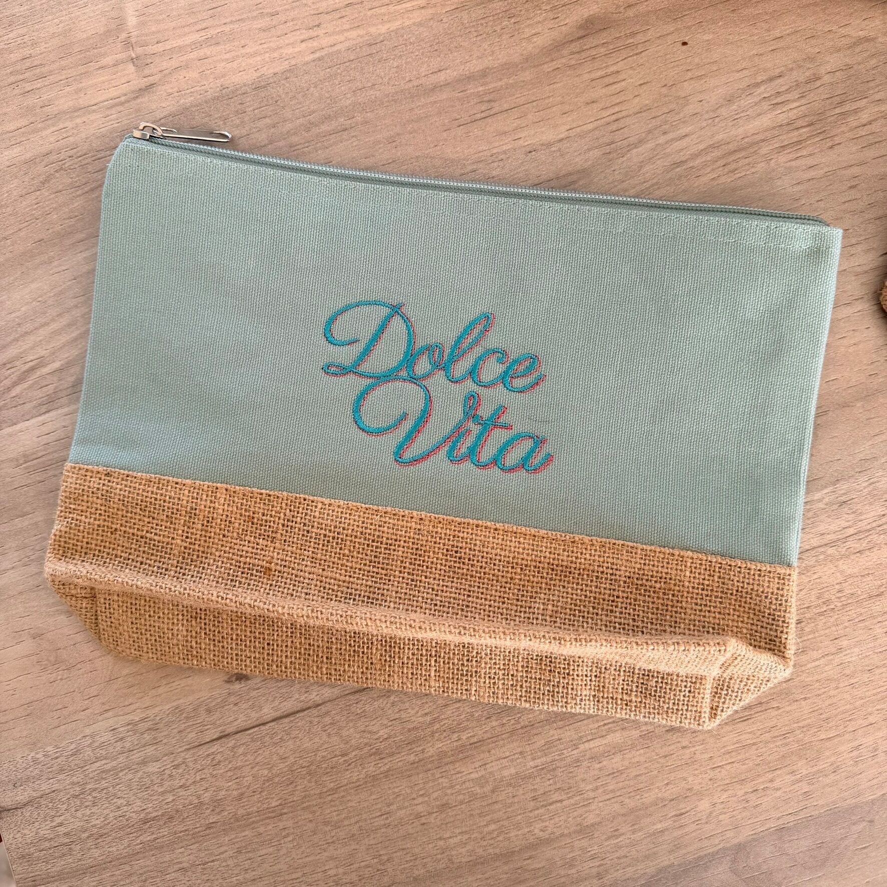 Bolsa bordada, Dolce Vita
