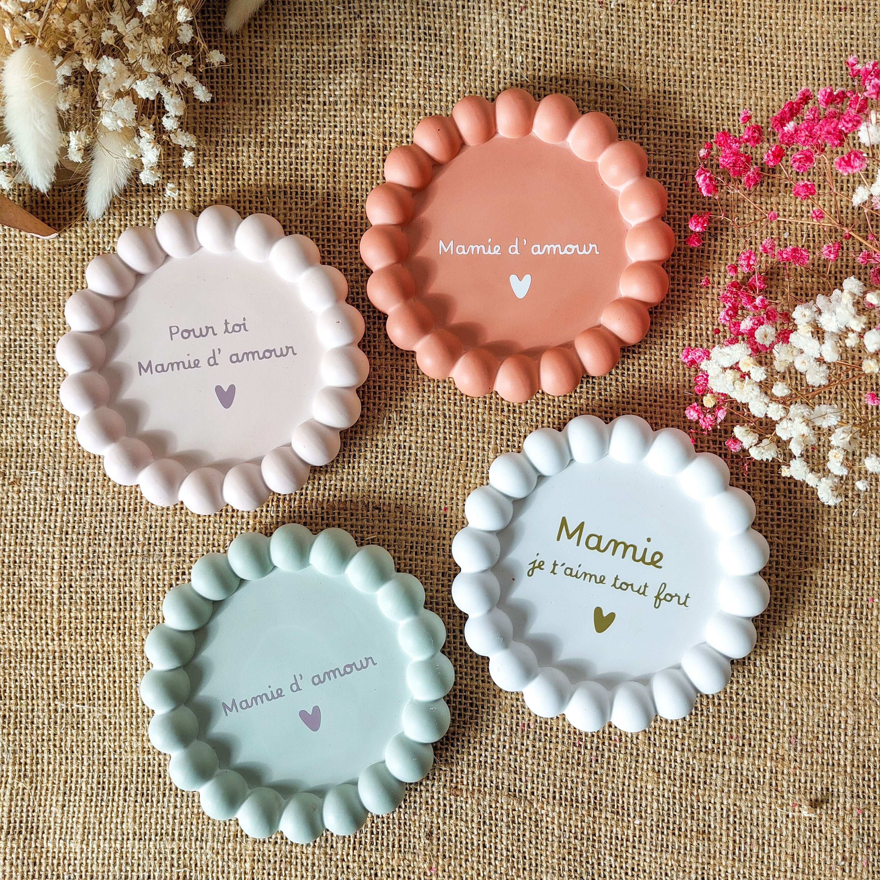 Cadeau fête des grands mères, idée cadeau mamie, vide poche personnalisé, coupelle support à bijoux, message d'amour pour la fête des mamies