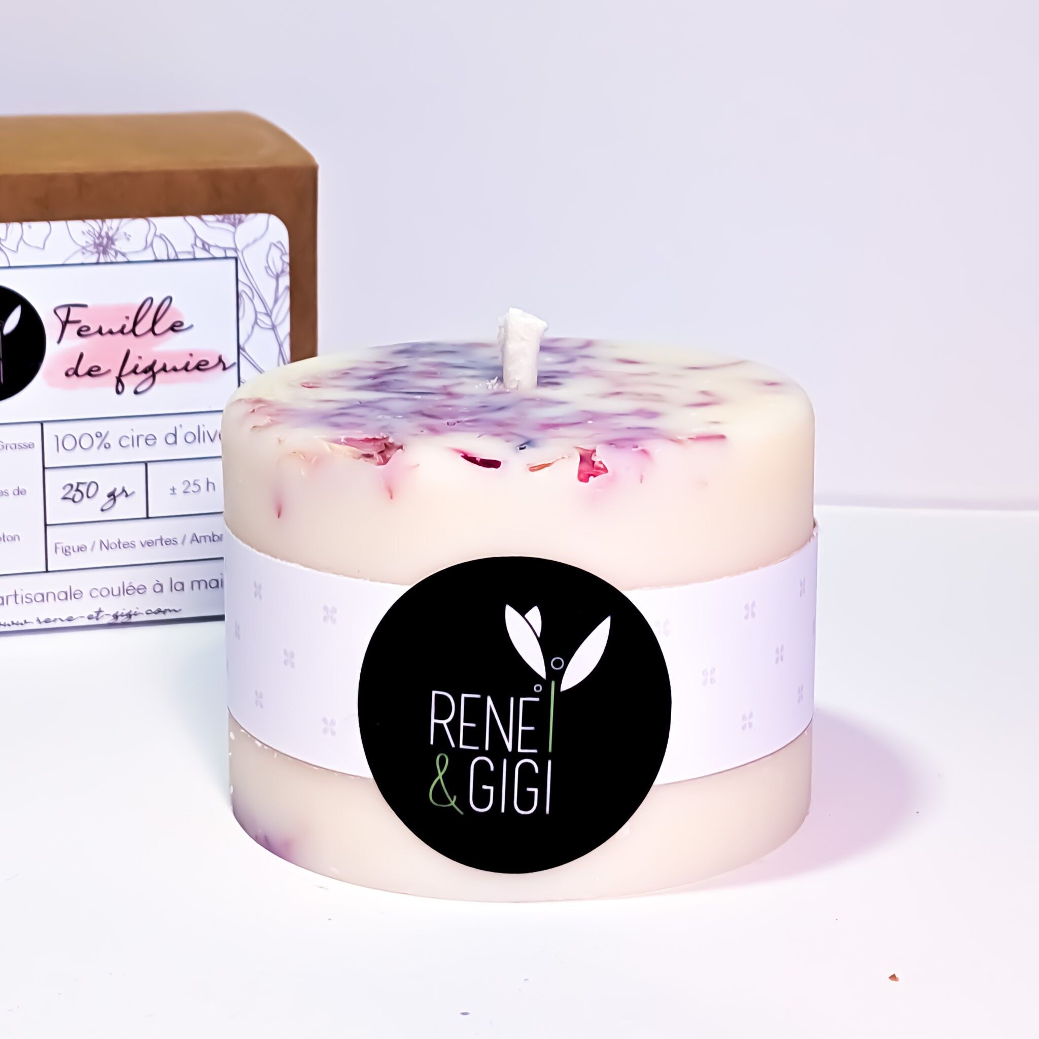 Handmade Olive Wax Pillar Flower Candle (CMR-free) - Fig Leaf Scent - 30 hours