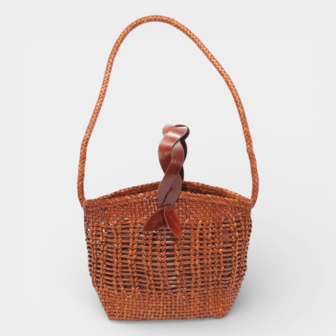 SS26 Solea - Handgewebte Bucket-Schultertasche Karamell