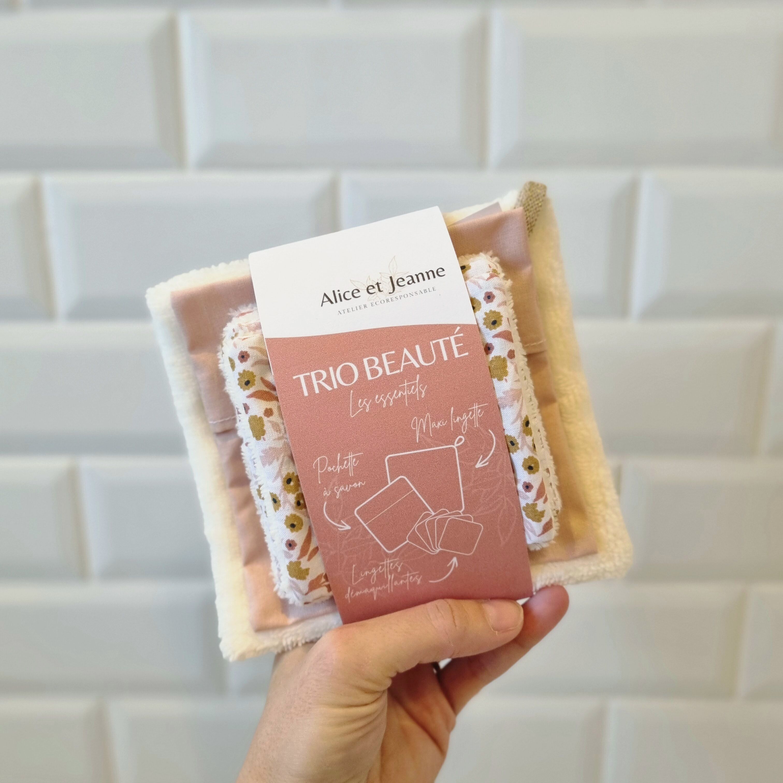 Trio beauté zéro déchet - Lingettes, pochette à savon et maxi lingette douceur