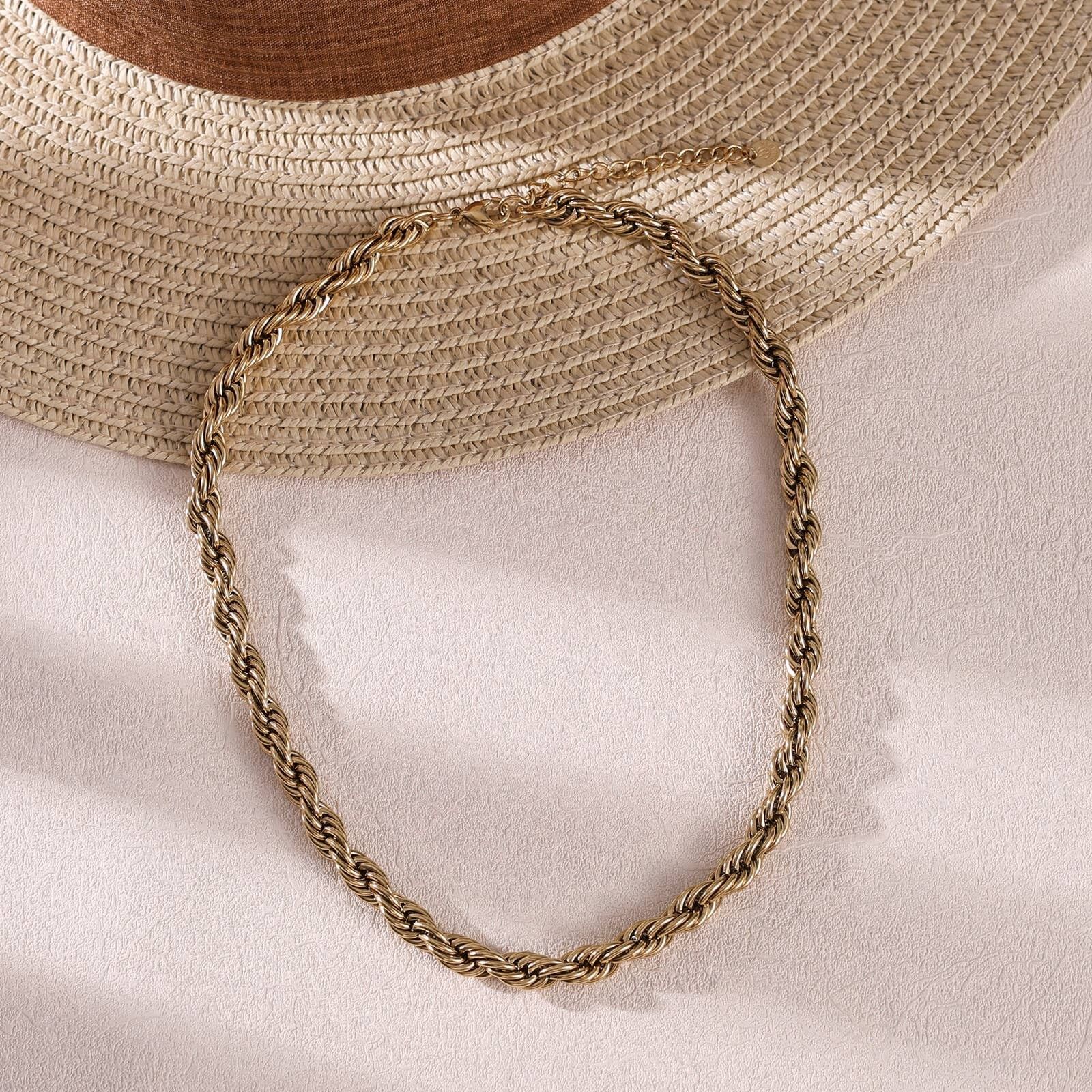 Twisted Necklace