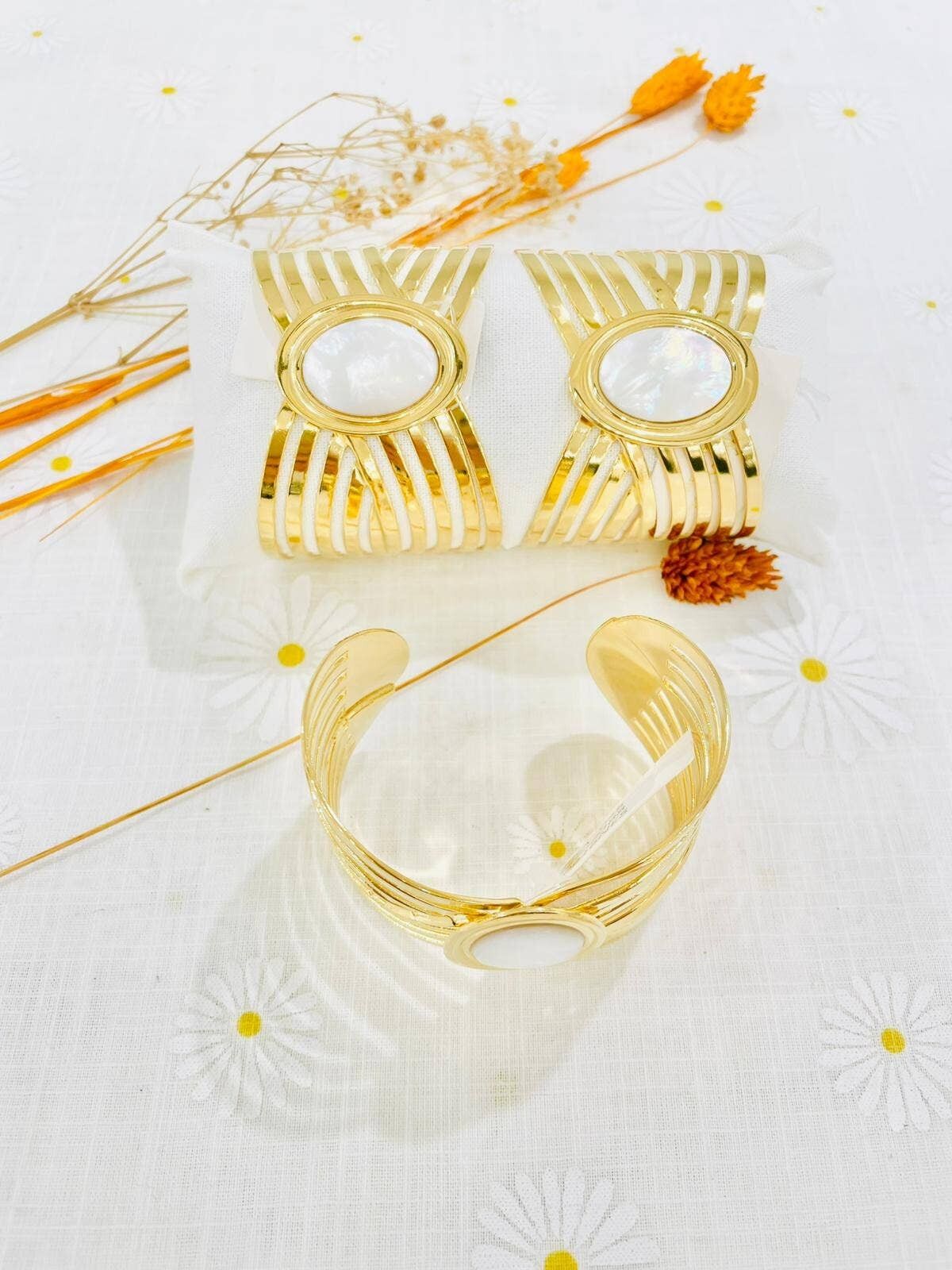 Jasmine bangle