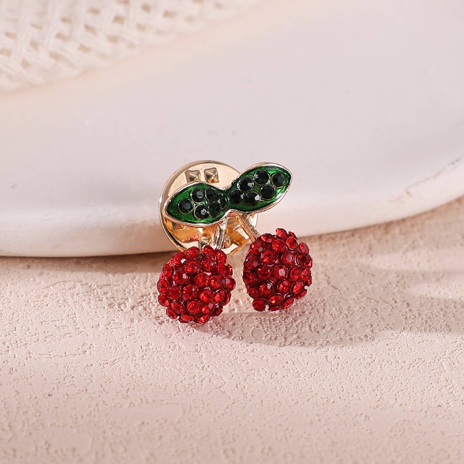 Sophie Pins