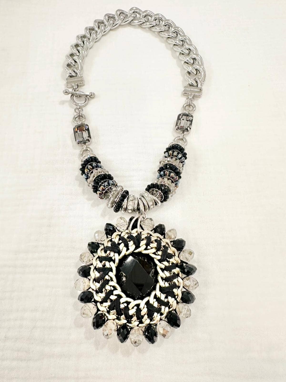 Alban necklace