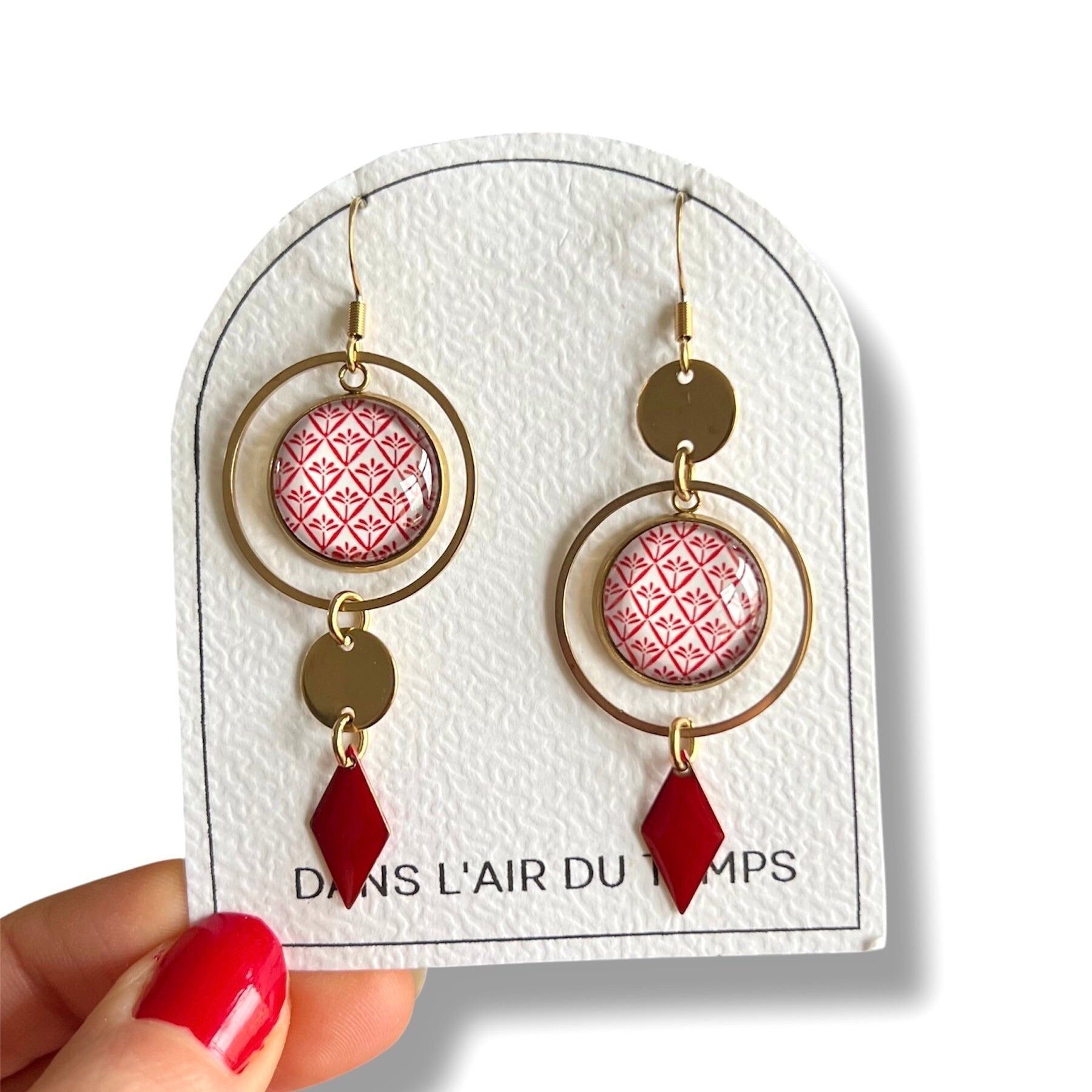 Asymmetrische Ohrringe mit rot-weißem Muster, Gold- oder Silber-Finish