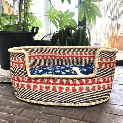 Wicker dog bed, natural/black/red