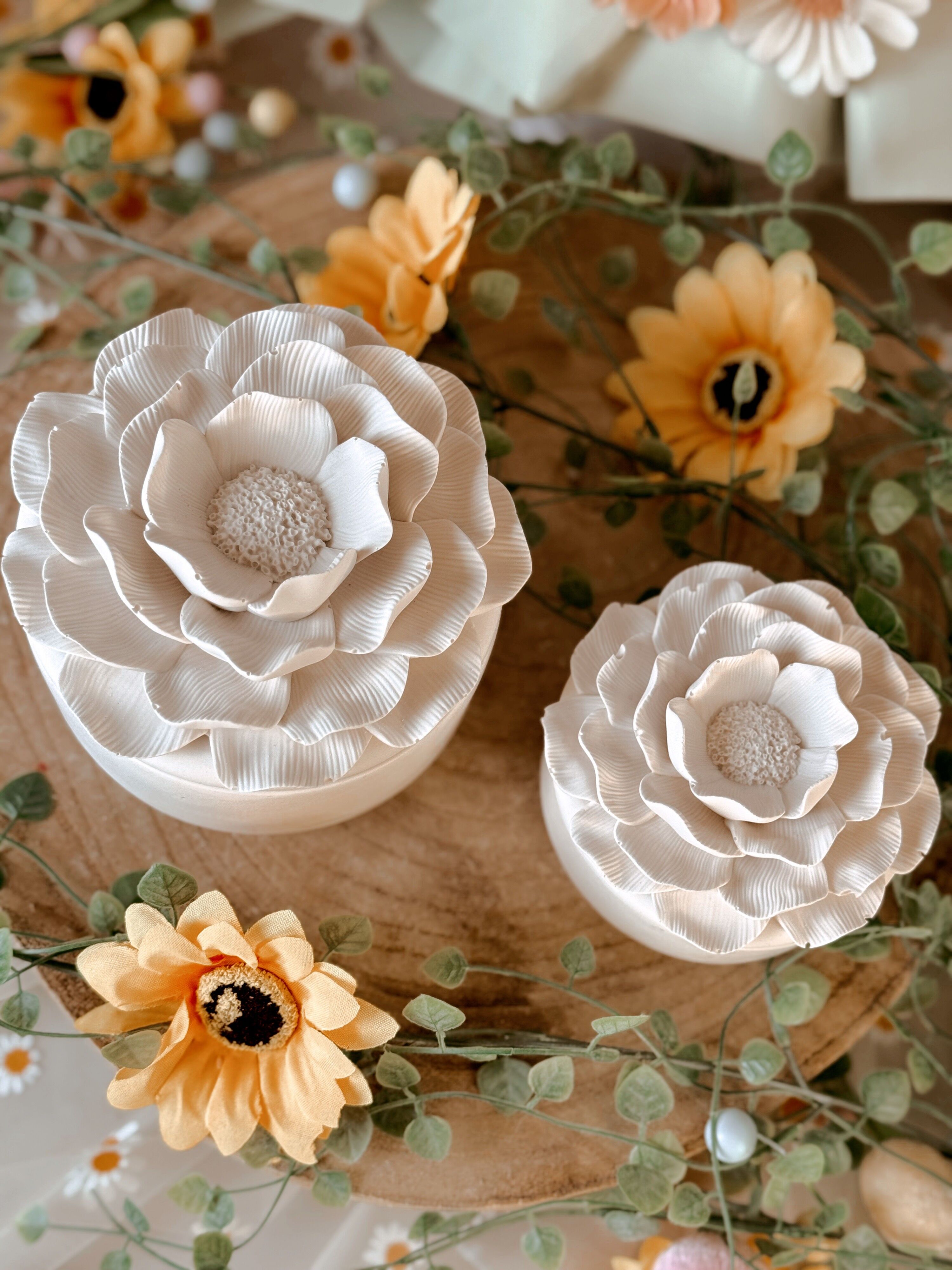 Handmade Camellia candle in Jesmonite refillable wax