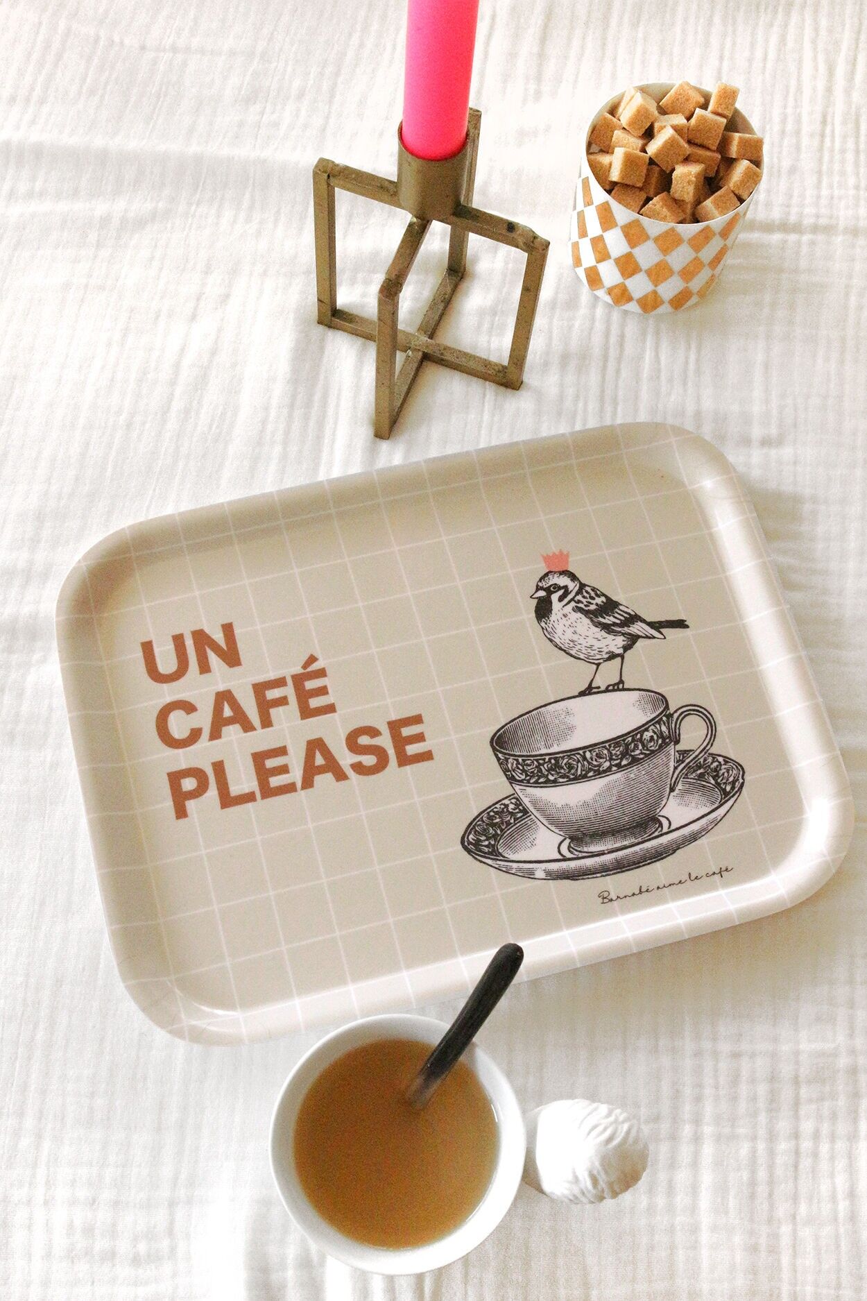 Siebbedrucktes Tablett aus Birkenholz