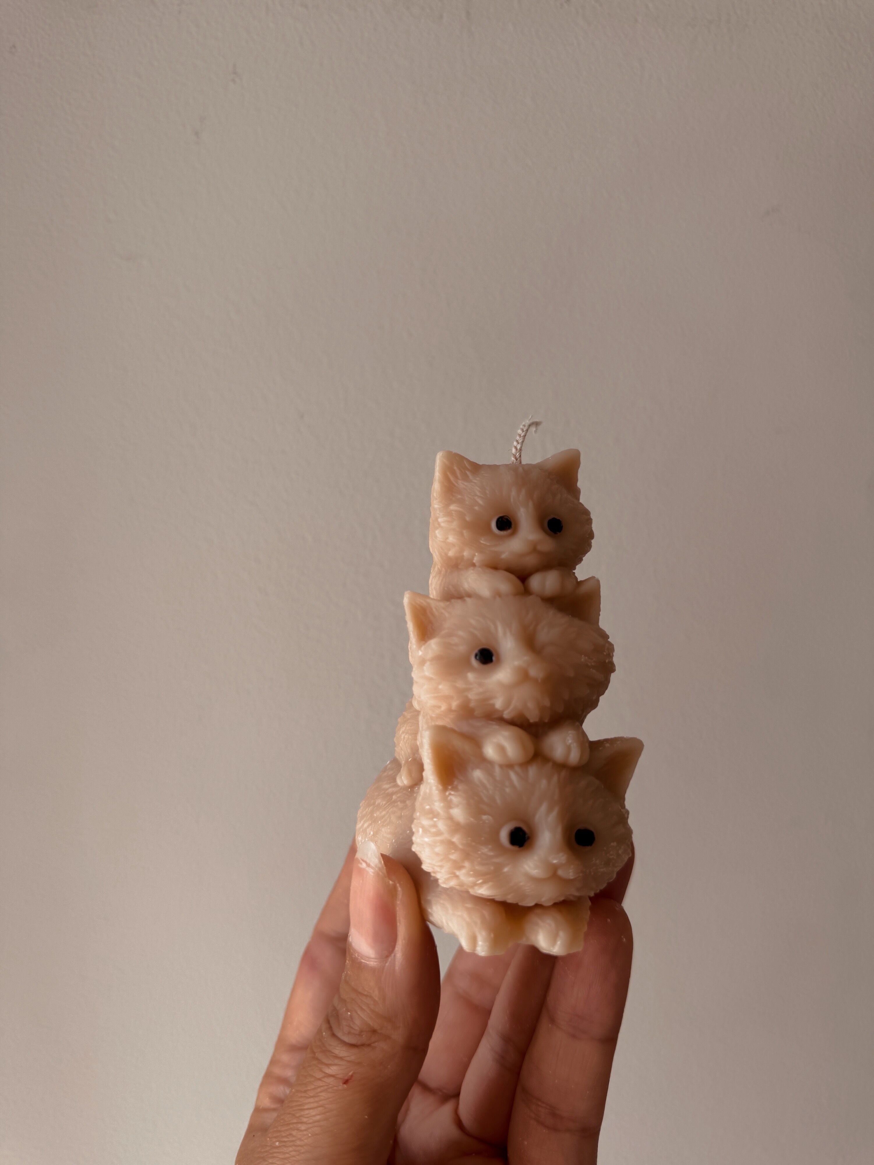 Stacked kitten candle, choice of colors, vanilla scent