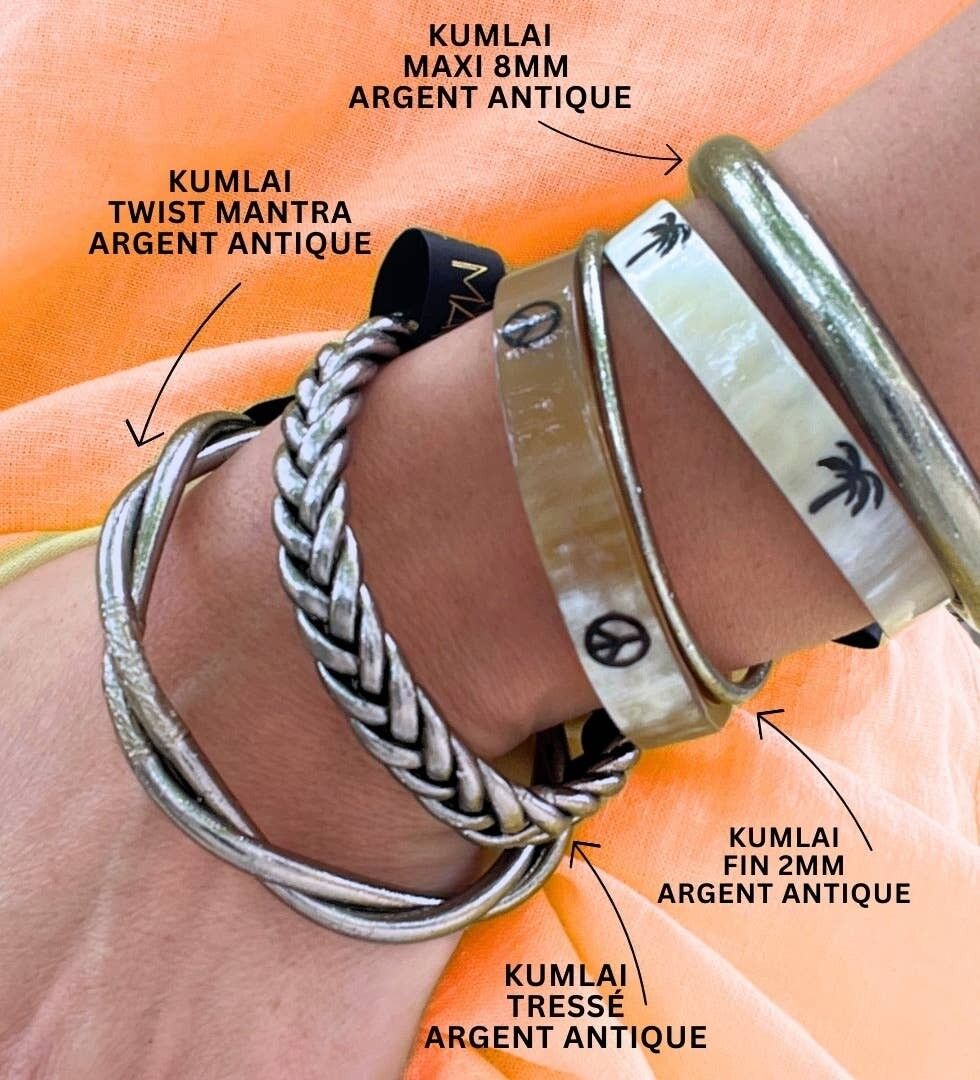 Buddhistisches Mantra-Armband mit gedrehter Form, Antiksilber – Mittelgroß, 62 mm