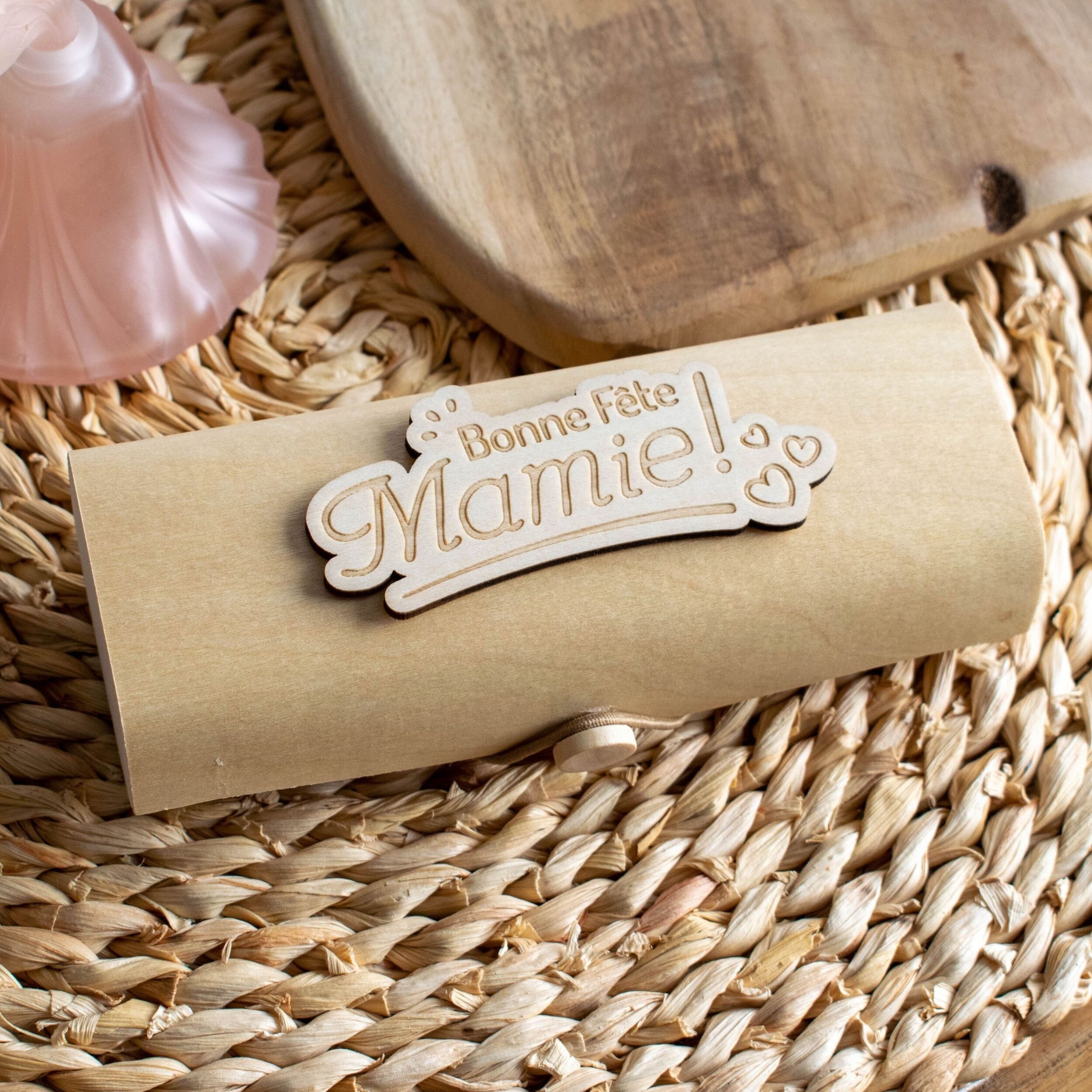 Boîtier à lunettes en bois - Mamie Bonne fête - Cadeau fête des grands-mères - accessoire lunettes