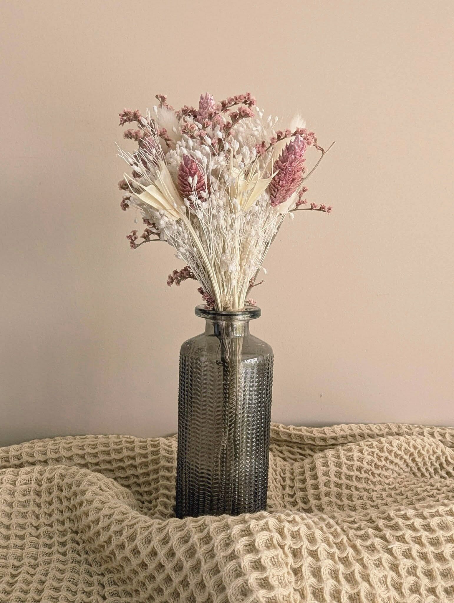 Rozine - Petit bouquet de fleurs séchées naturelles.