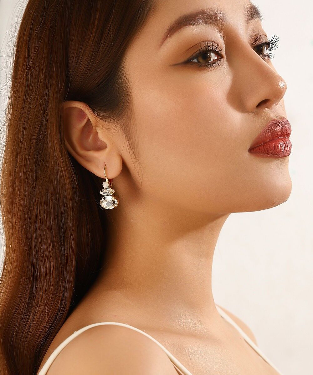 Boucles d’oreilles dormeuse strass trio ovale – 26PEBOL011