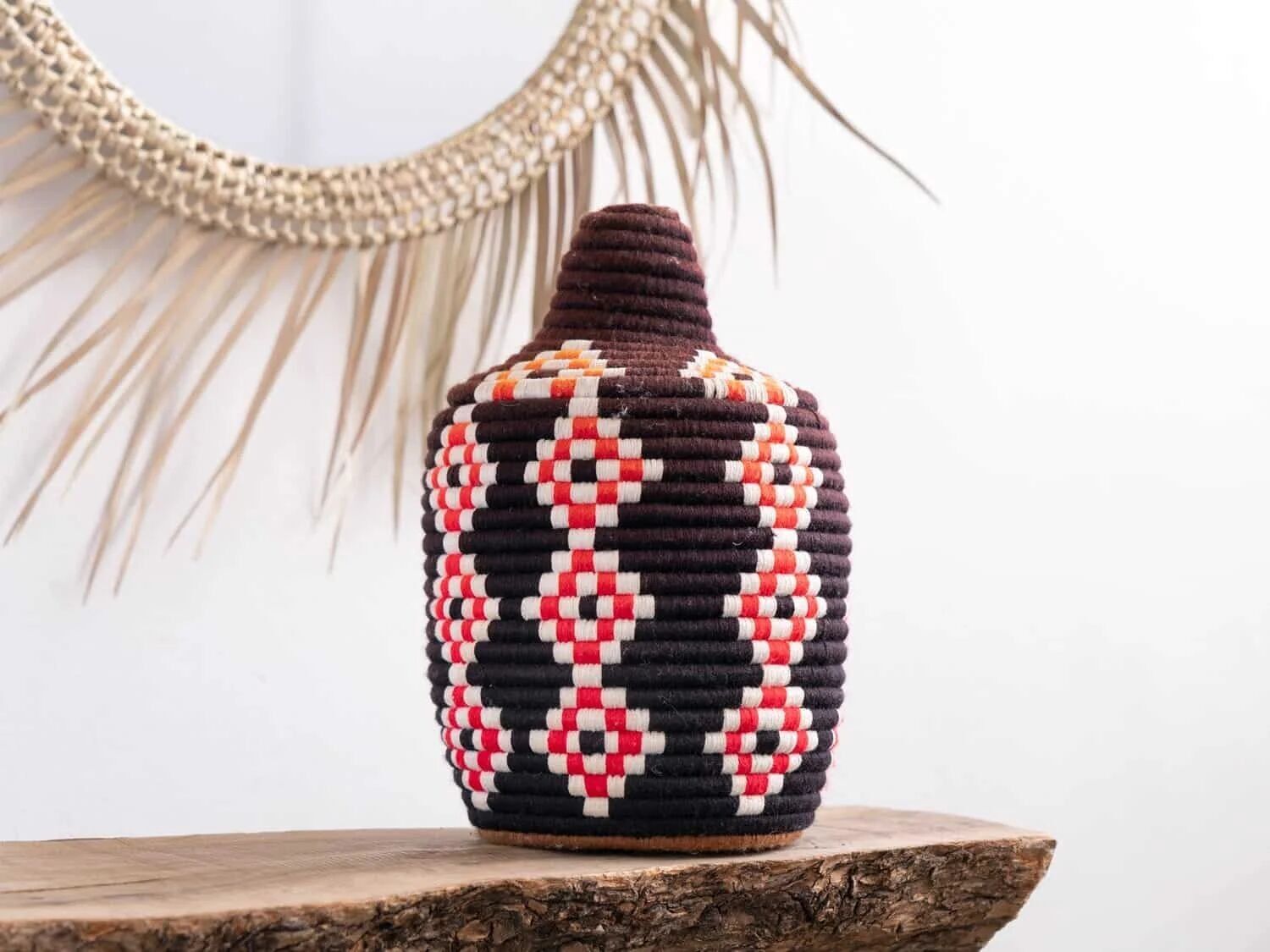 Artisan Moroccan Straw Basket – Handcrafted Sustainable Decor