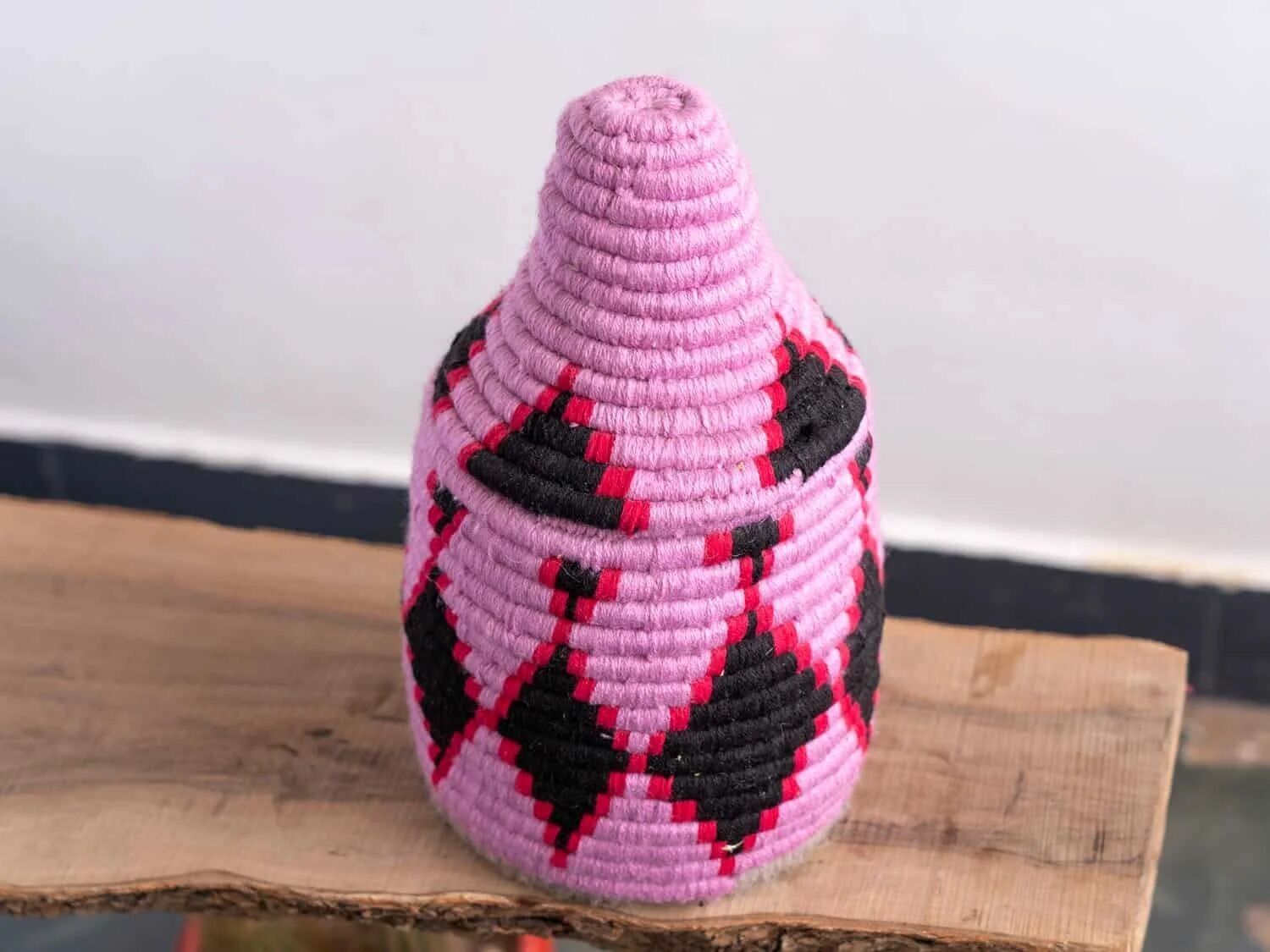 Artisan Moroccan Hand-Embellished Basket – Sustainable Straw & Wool Decor