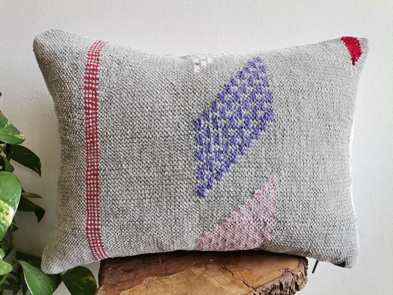 Artisan Moroccan Cotton Lumbar Pillow – Handwoven Berber Accent