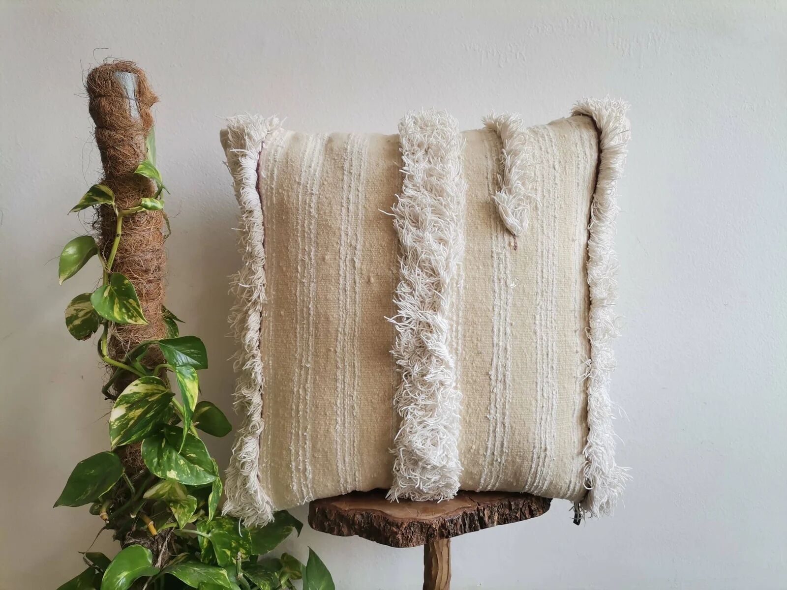 Artisan Moroccan Kilim Pillow Case – Handwoven Wool Rug Cushion