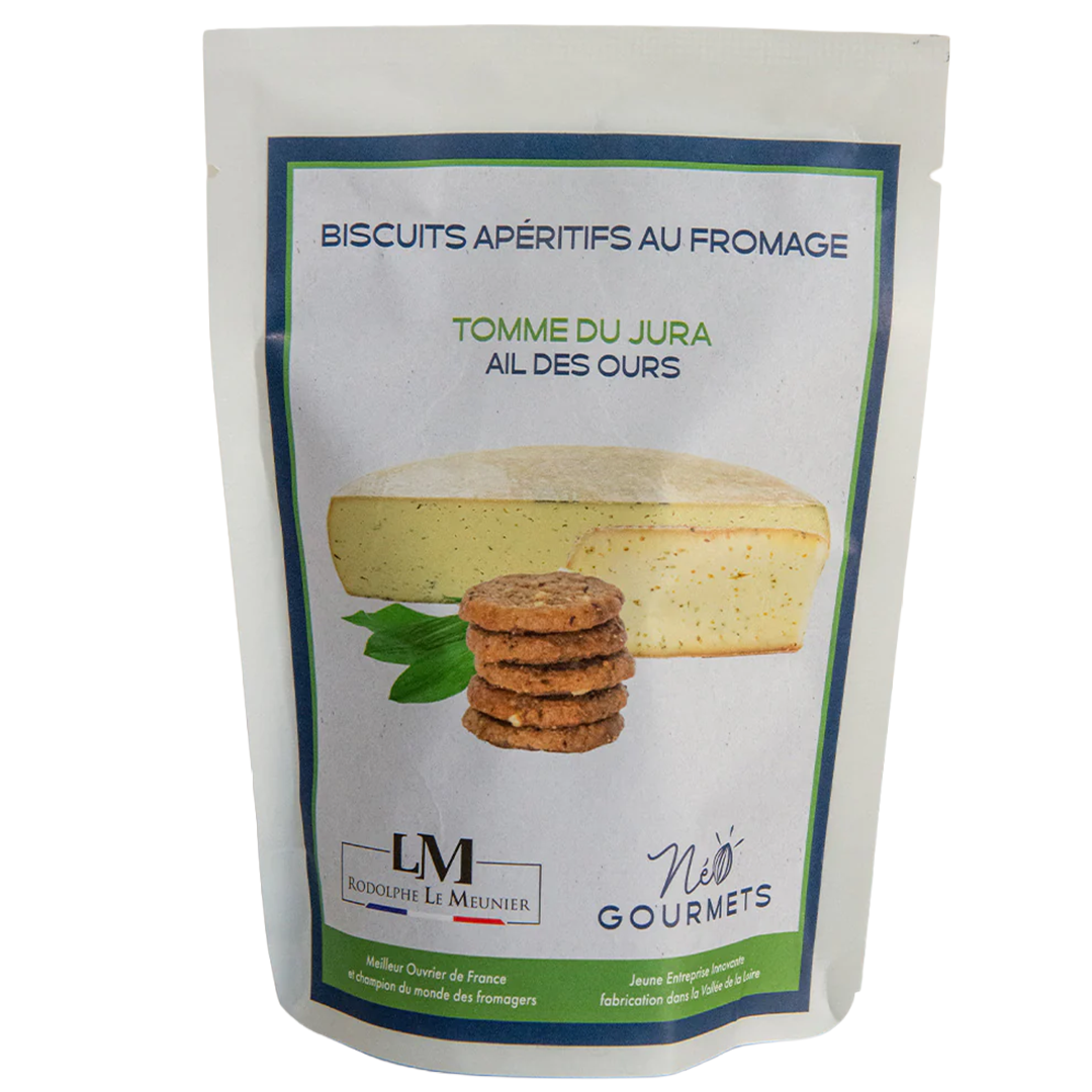 Savory biscuits with Tomme du Jura cheese and wild garlic